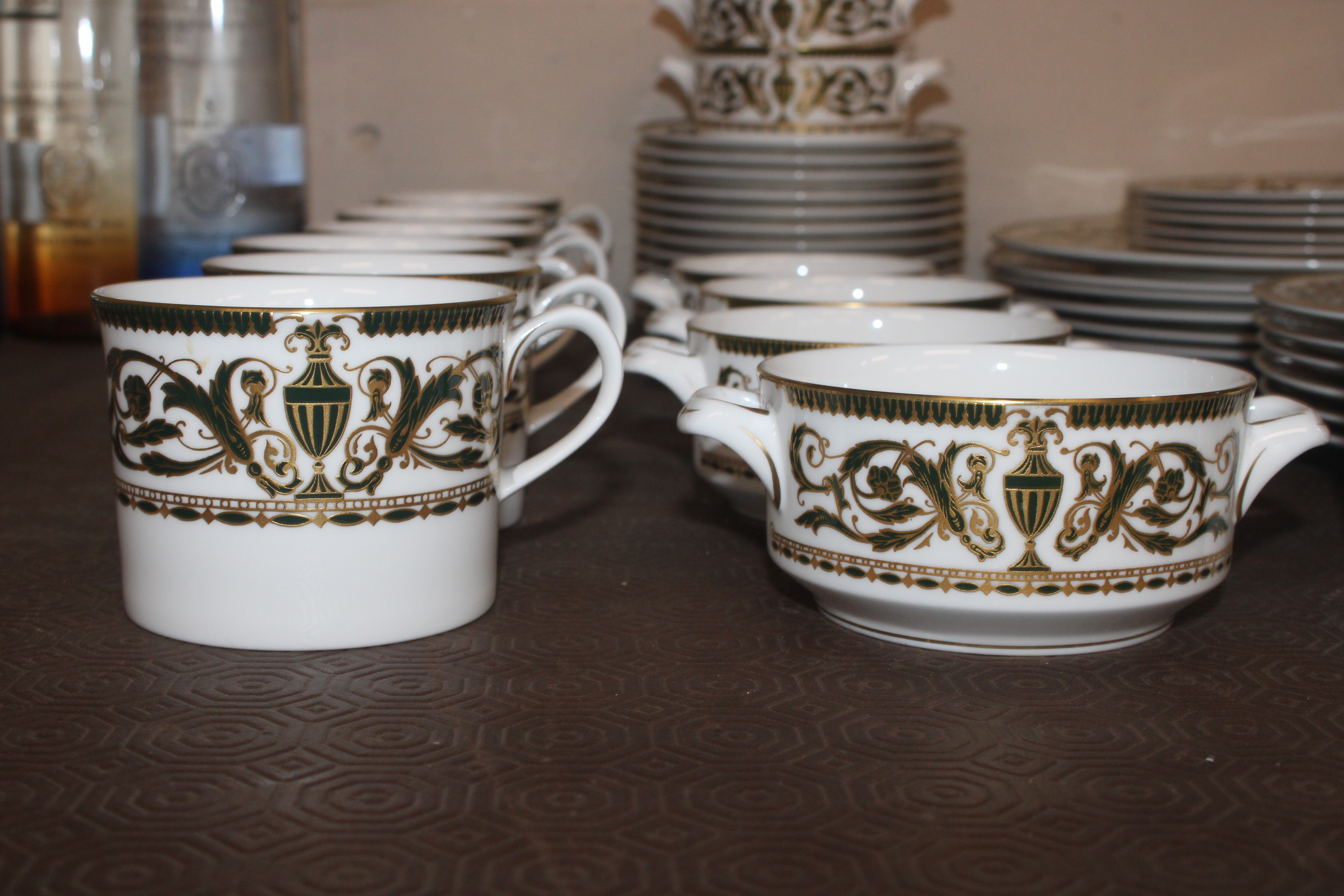 A quantity of Royal Worcester "Windsor" pattern te - Image 3 of 5