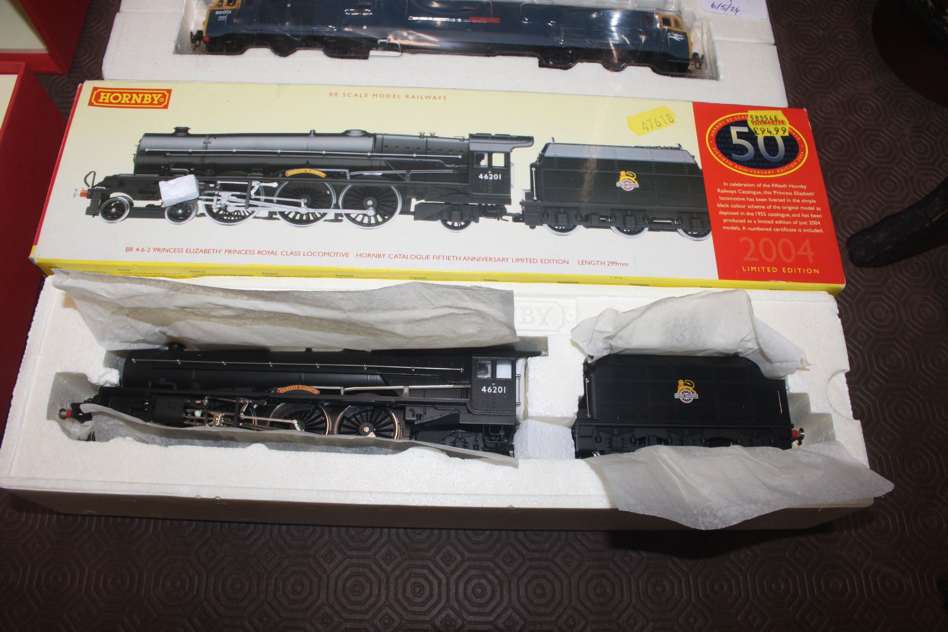 A Hornby OO scale model R2348/BR Co. Diesel Electric Resolution Class 50, with original box; and a - Image 4 of 8