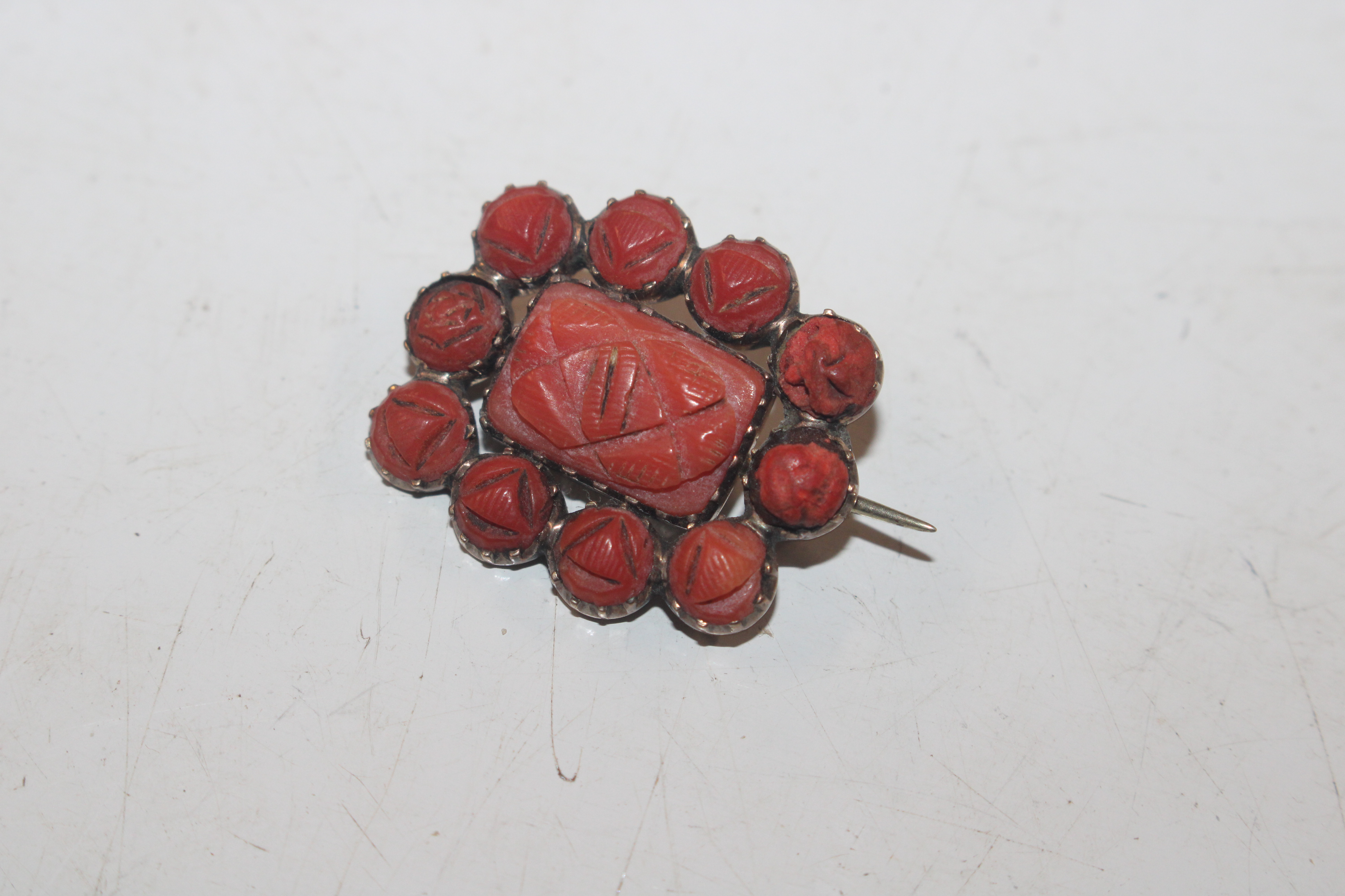 A box of jewellery to include coral necklace, yell - Image 10 of 11