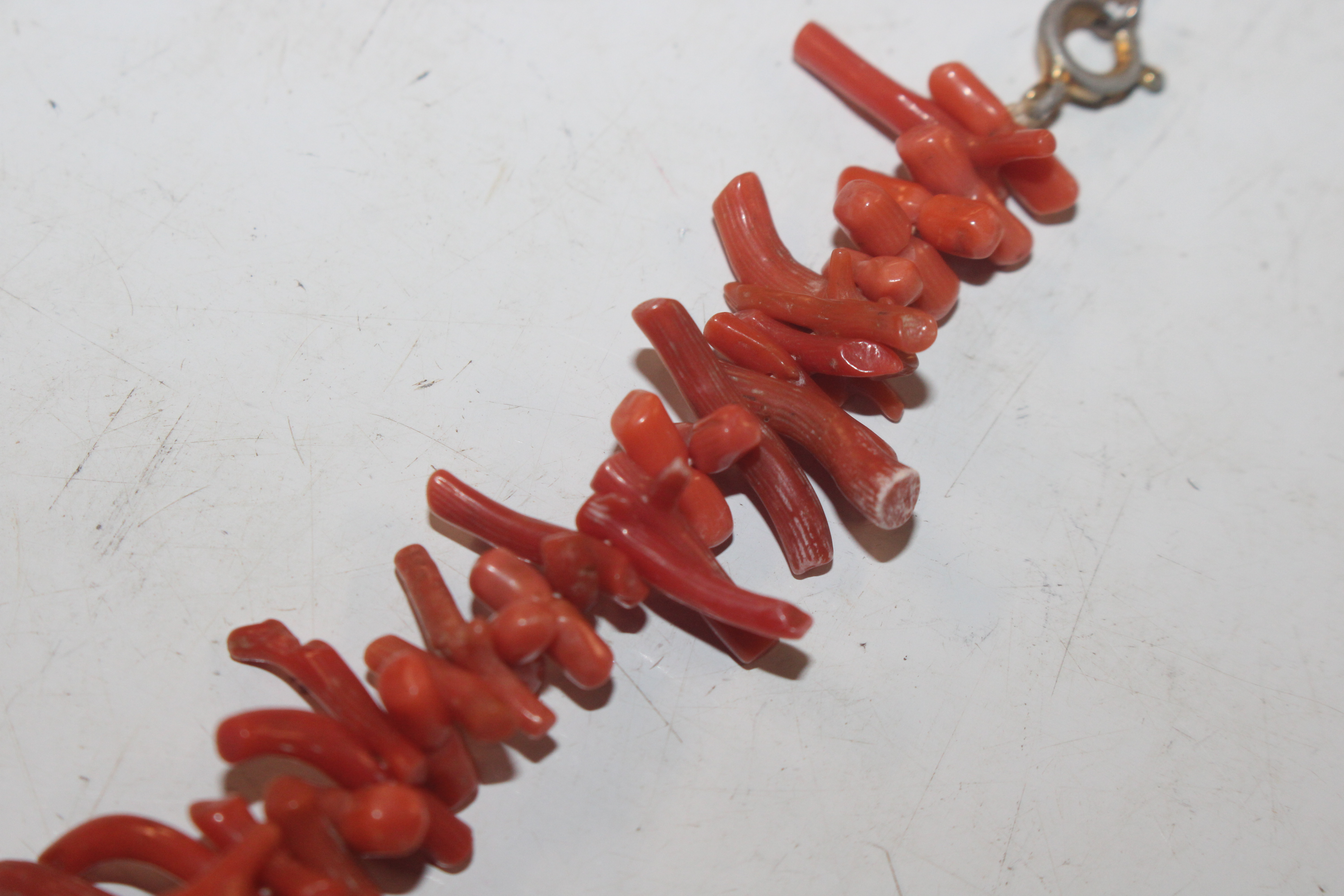 A box of jewellery to include coral necklace, yell - Image 9 of 11