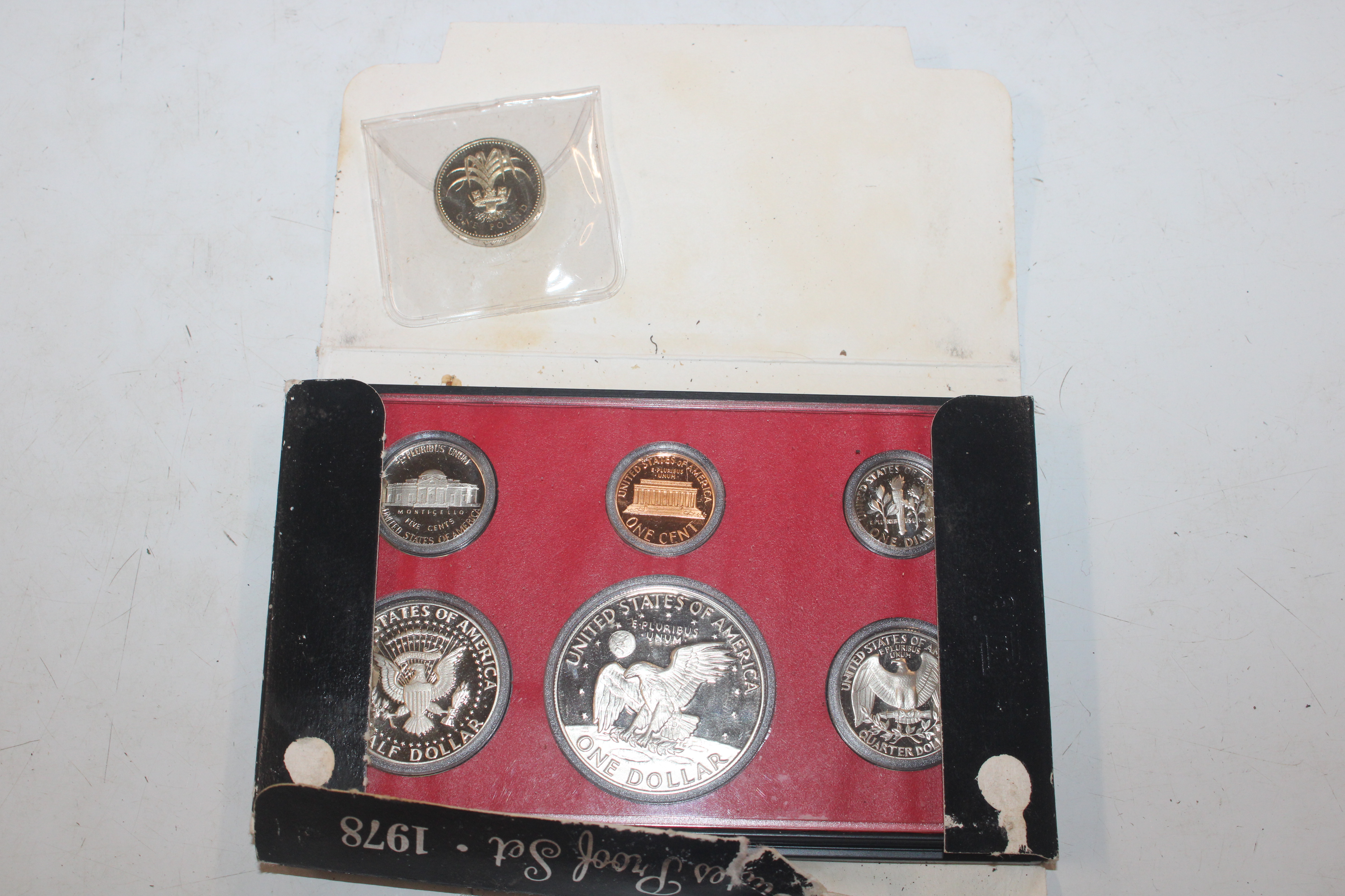 A box containing various cased coin collections - Image 14 of 16