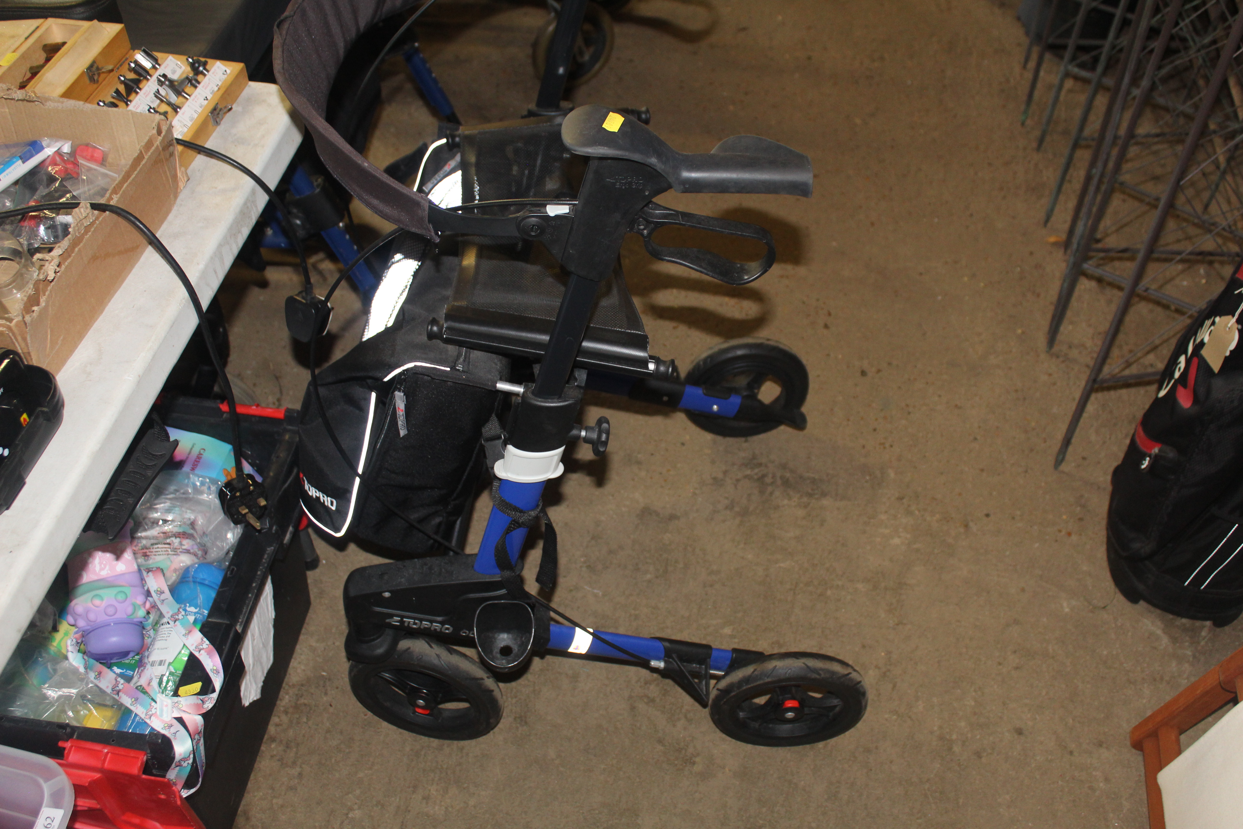 A Topro Odysse folding stroller with front carryin - Image 3 of 3