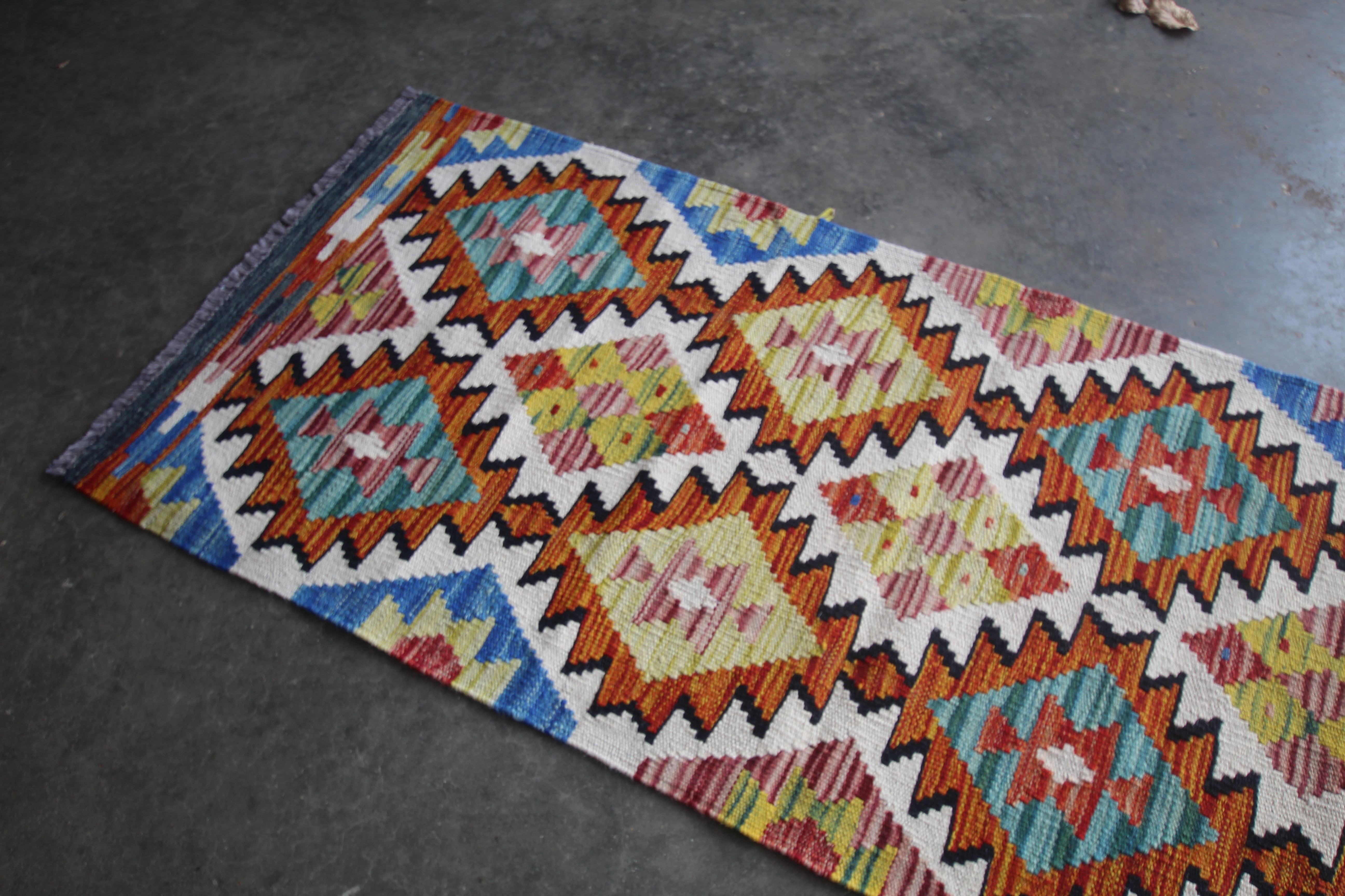 An approx. 4'11" x 2' Chobi Kilim runner - Image 3 of 4