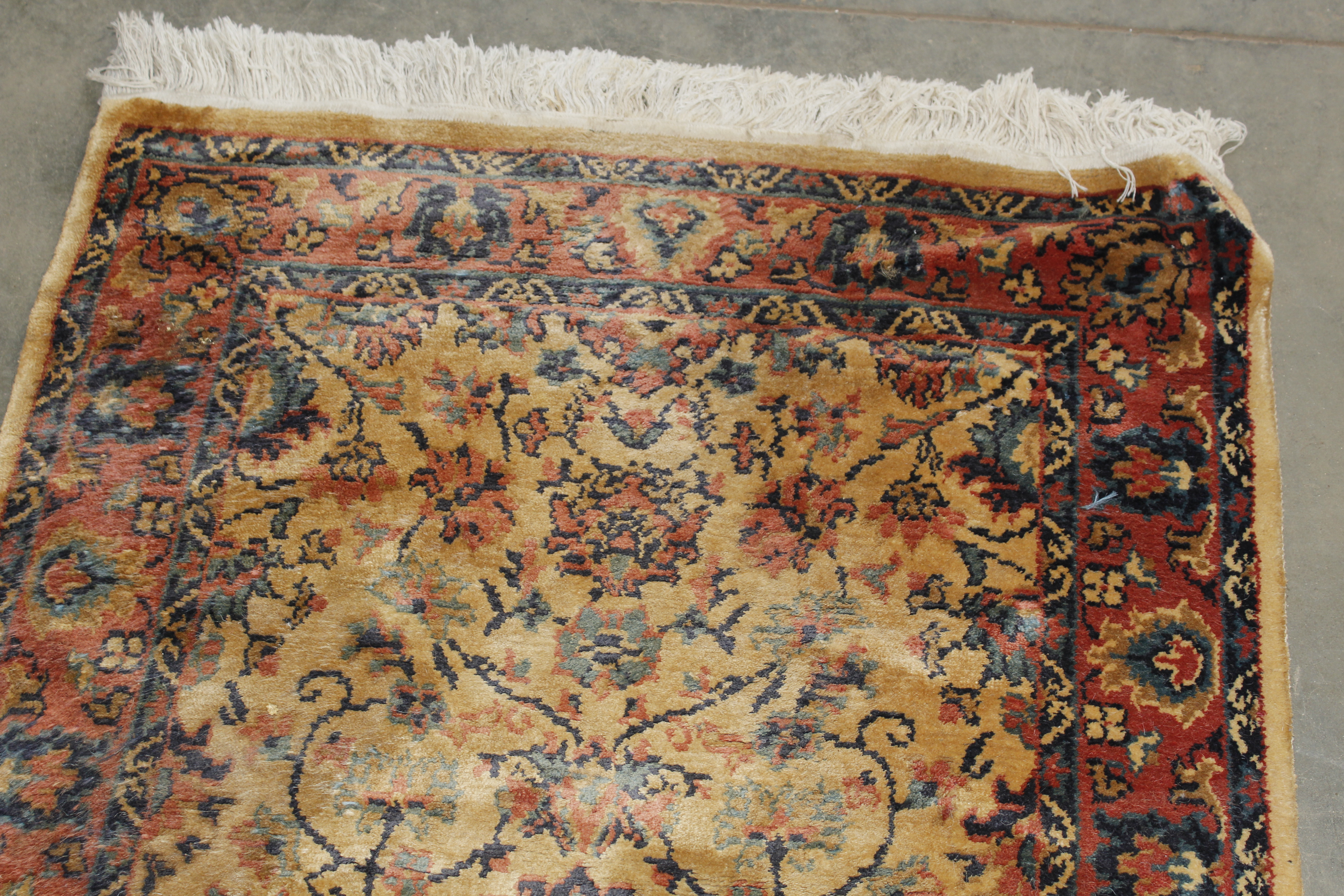 An approx. 5'3" x 3' floral patterned rug AF - Image 5 of 6