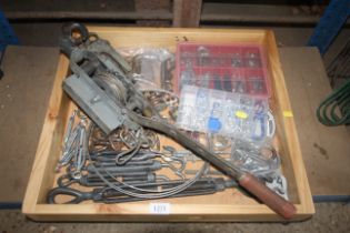 A quantity of various items including a hand cable ratchet, chain, links etc.