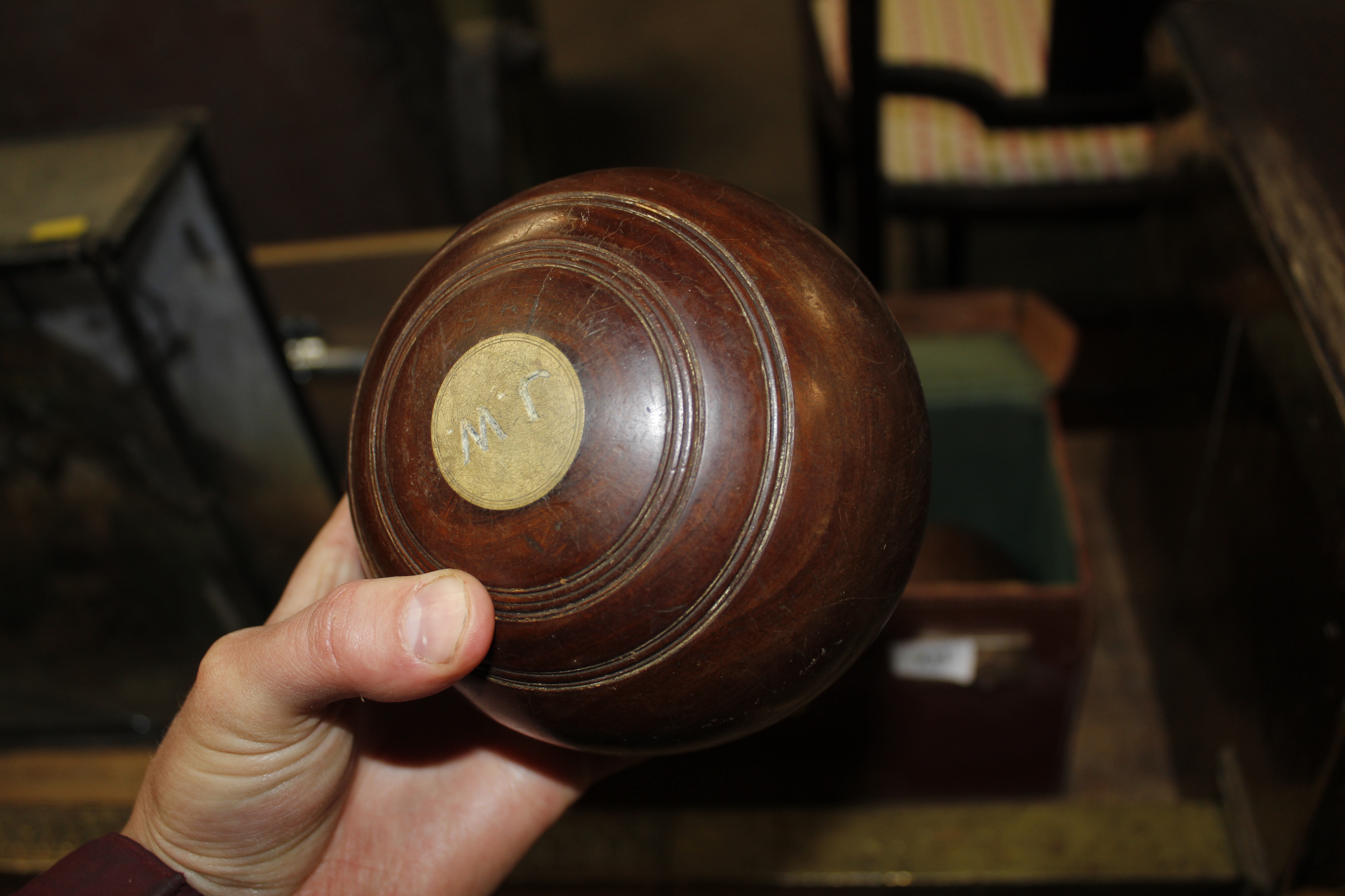 A leather case containing two bowling woods - Image 2 of 2