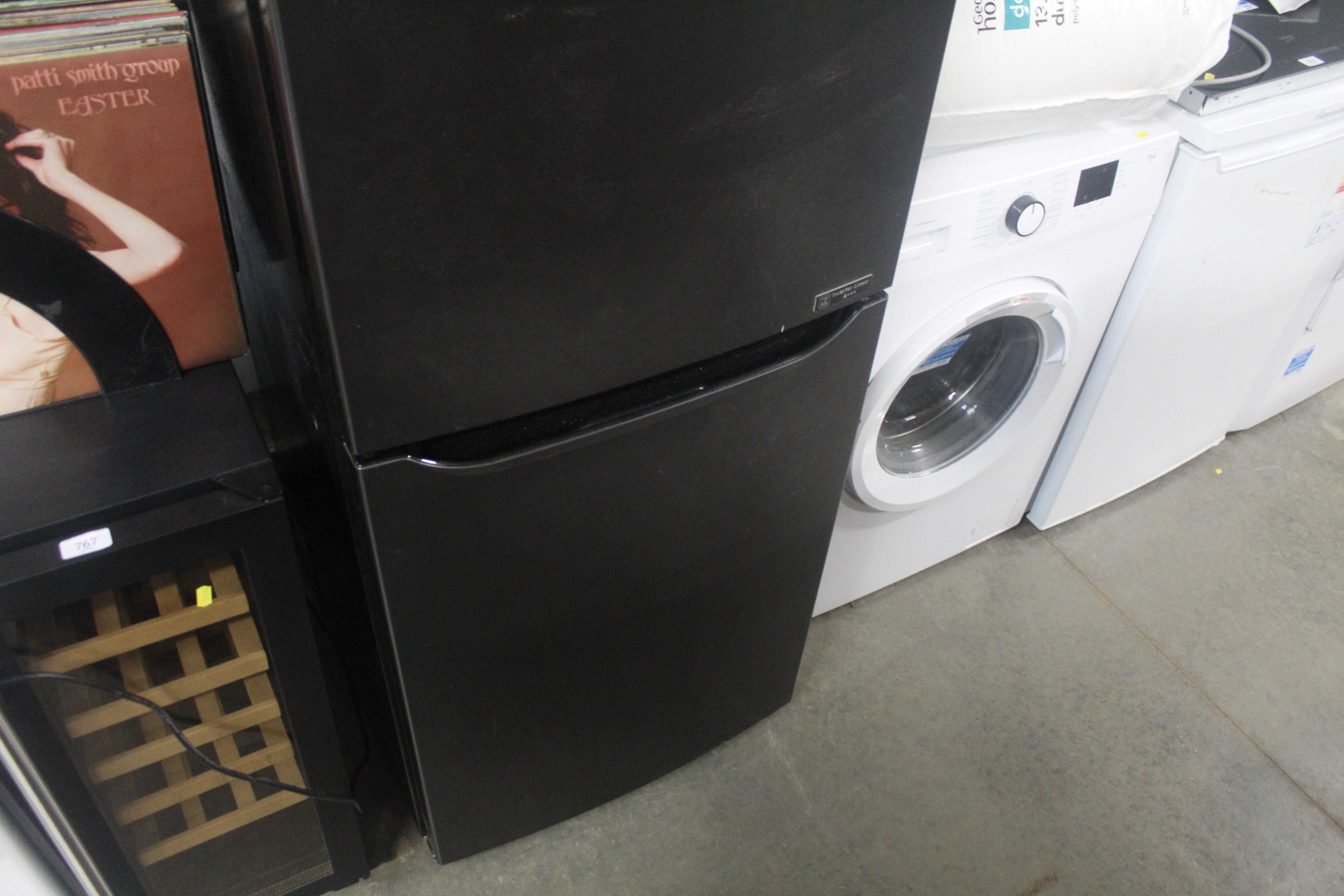 An LG fridge freezer - Image 3 of 6