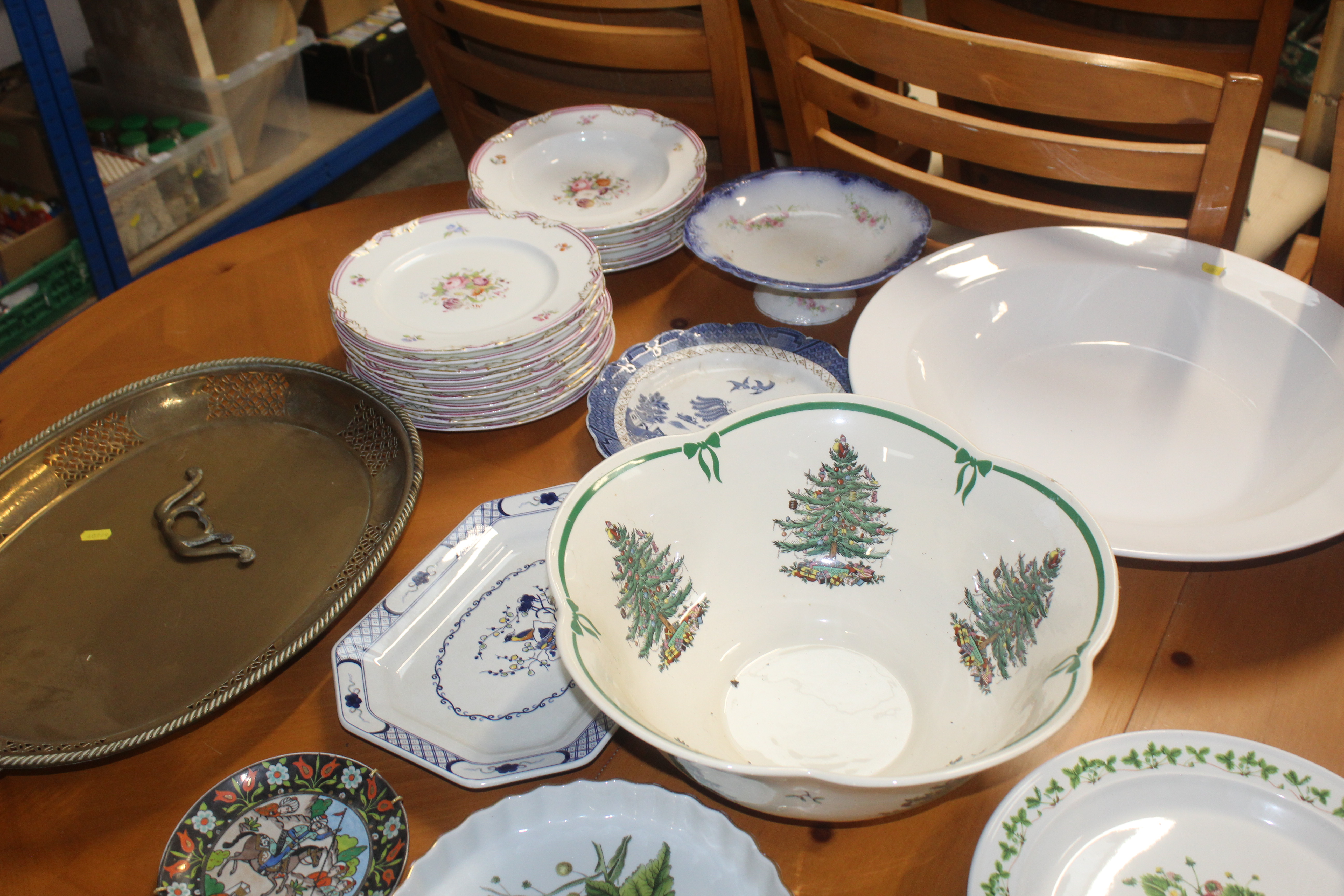 A collection of decorative china including Highland stoneware fish plate, a pair of Spode " - Image 3 of 3