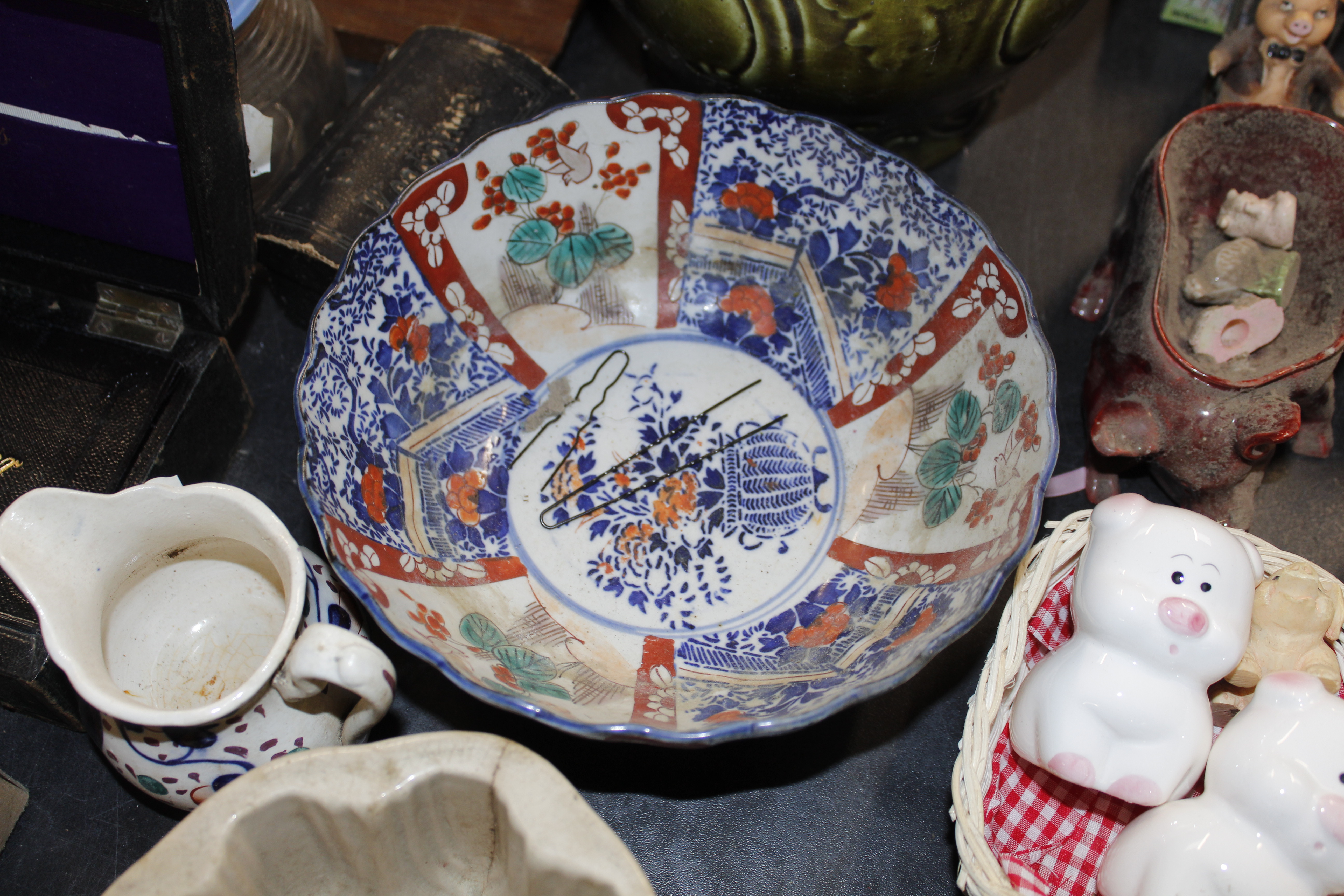 An Imari patterned bowl, a jelly mould, wall plaques, binoculars etc. - Image 2 of 2