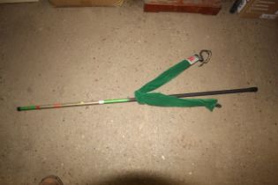 A Leeder Platinum III telescopic finish whip (3m) with carry bag