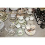A collection of late Victorian related tea ware