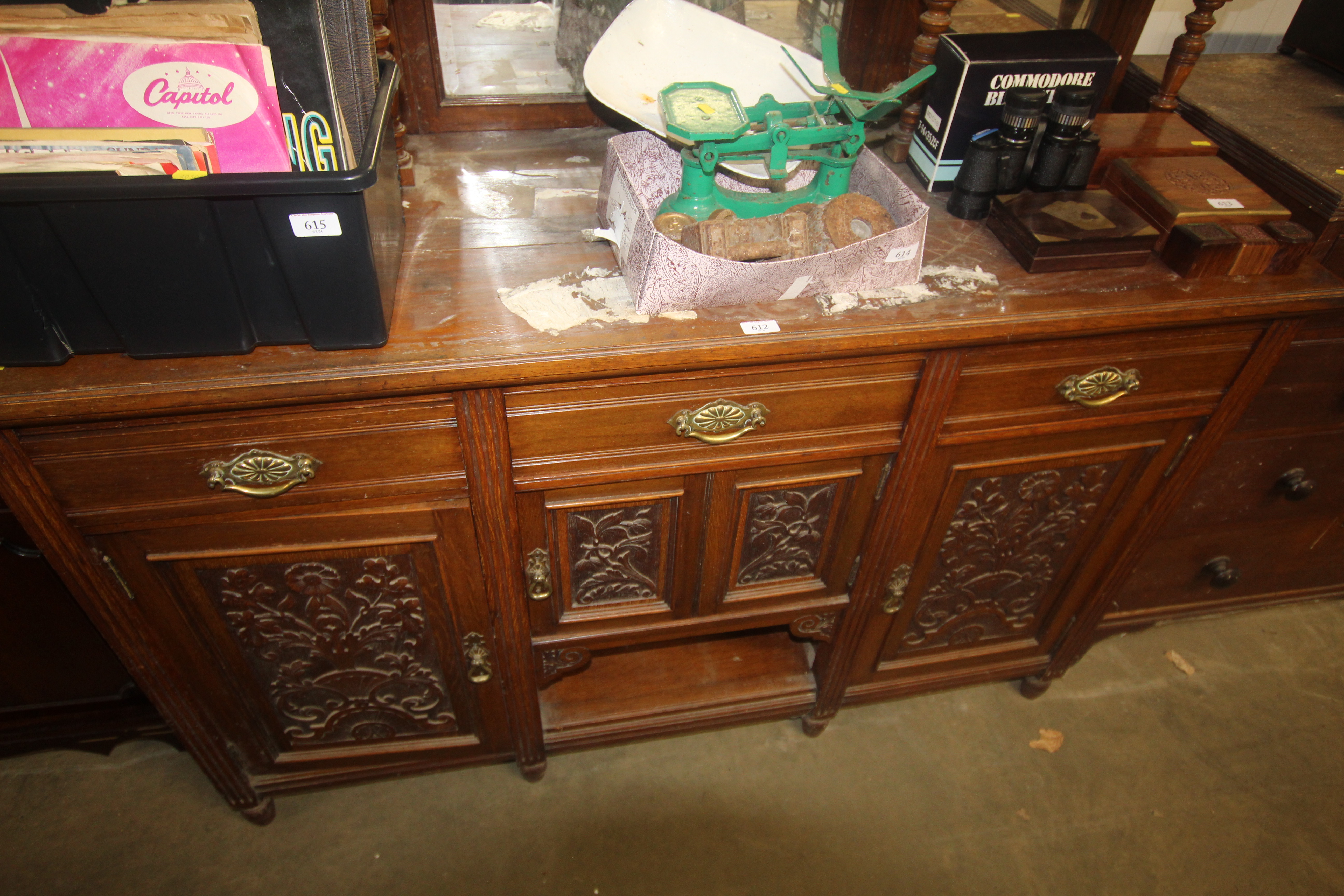 A late Victorian carved mahogany mirror backed sid - Image 2 of 3