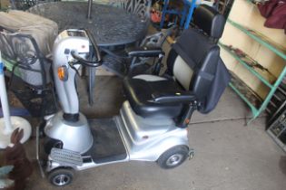 A QuinGo Plus mobility scooter with fitted front b