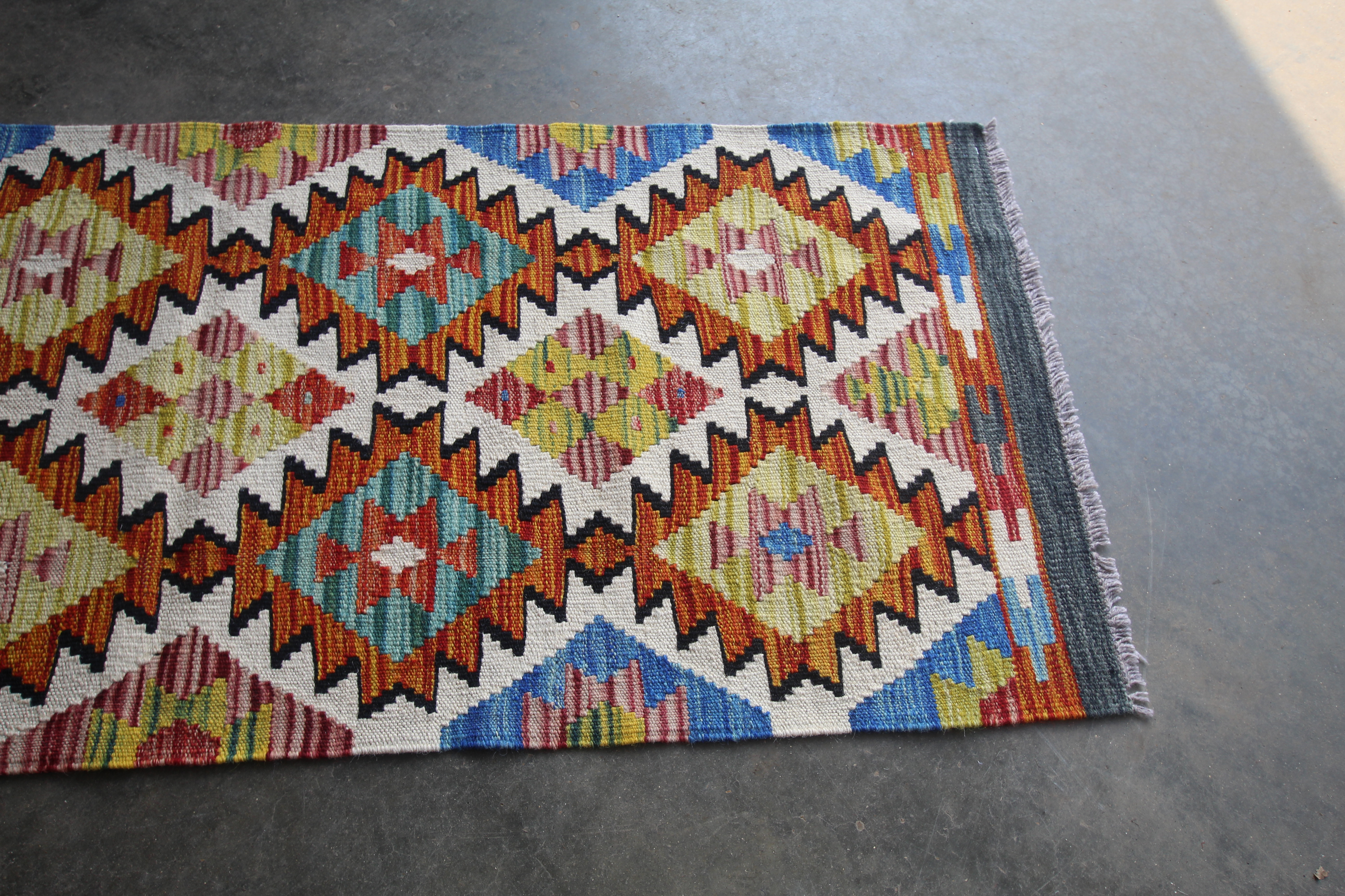 An approx. 4'11" x 2' Chobi Kilim runner - Image 2 of 4