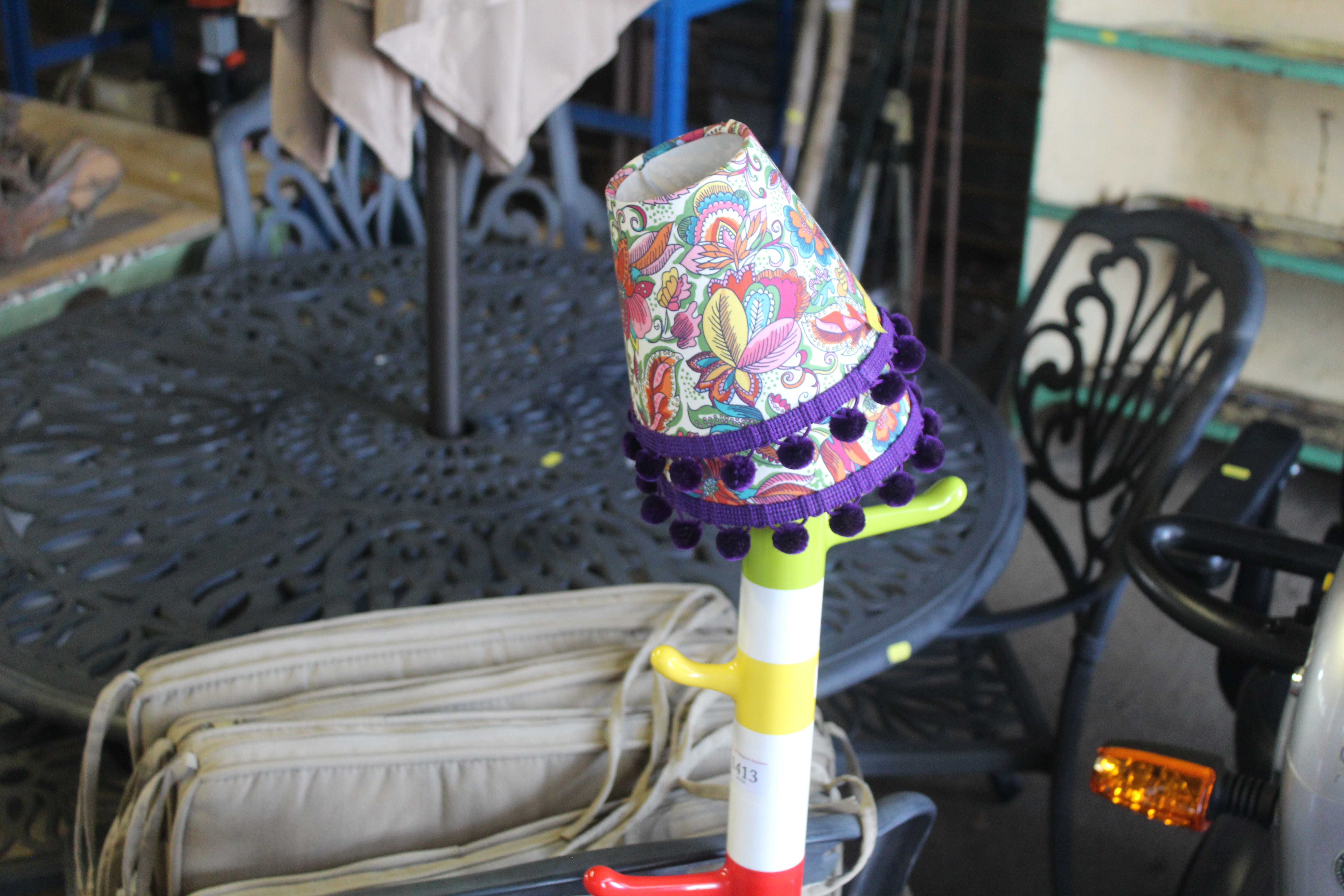A children's rotating hat and coat stand, a three - Image 2 of 2