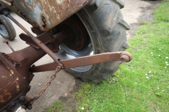 Ferguson TED 20 Petrol/ TVO tractor. 1948. Vendor reports that it is suitable for restoration. Key - Image 19 of 40