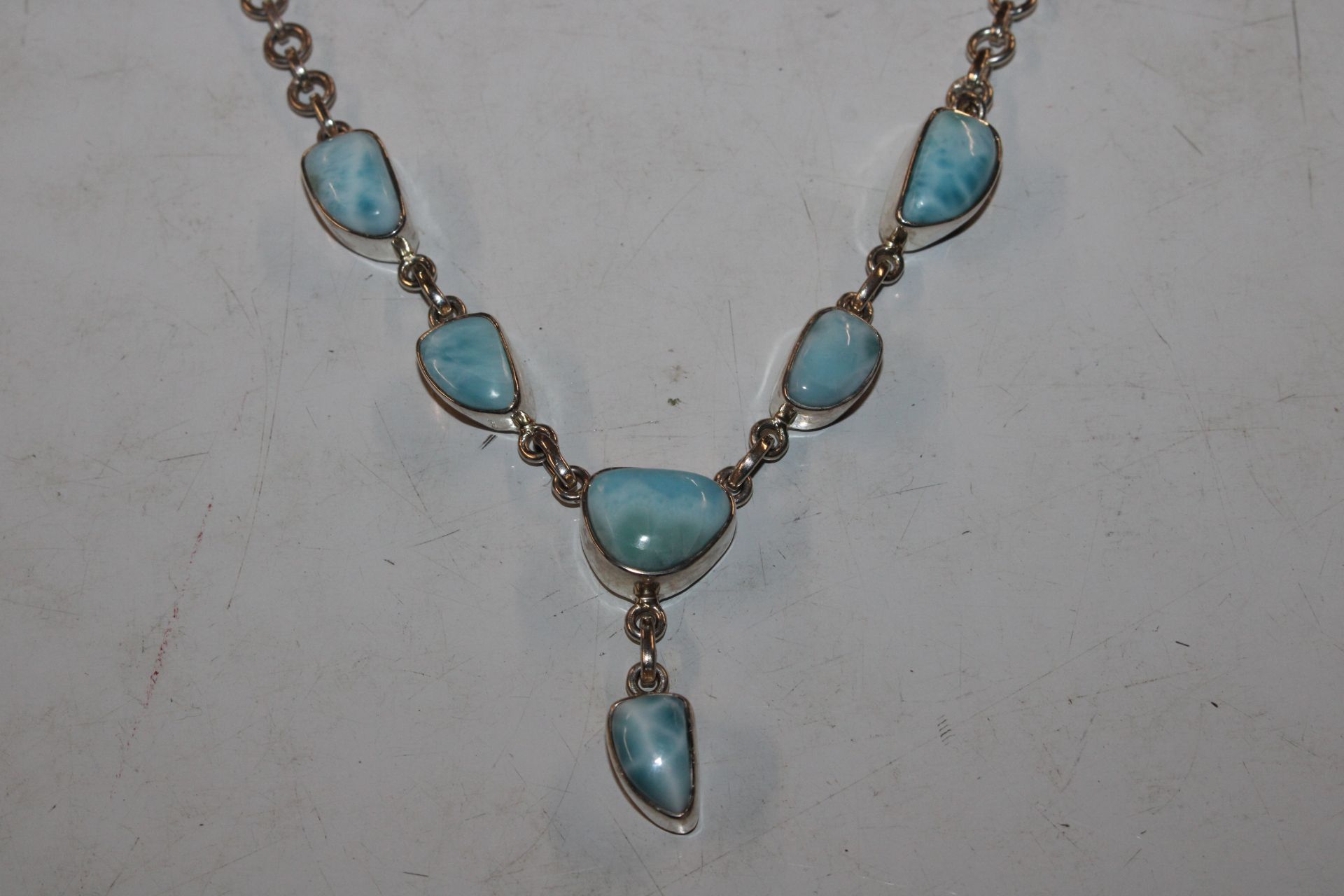 A Sterling silver and Larimer necklace, approx. 34 - Image 2 of 6