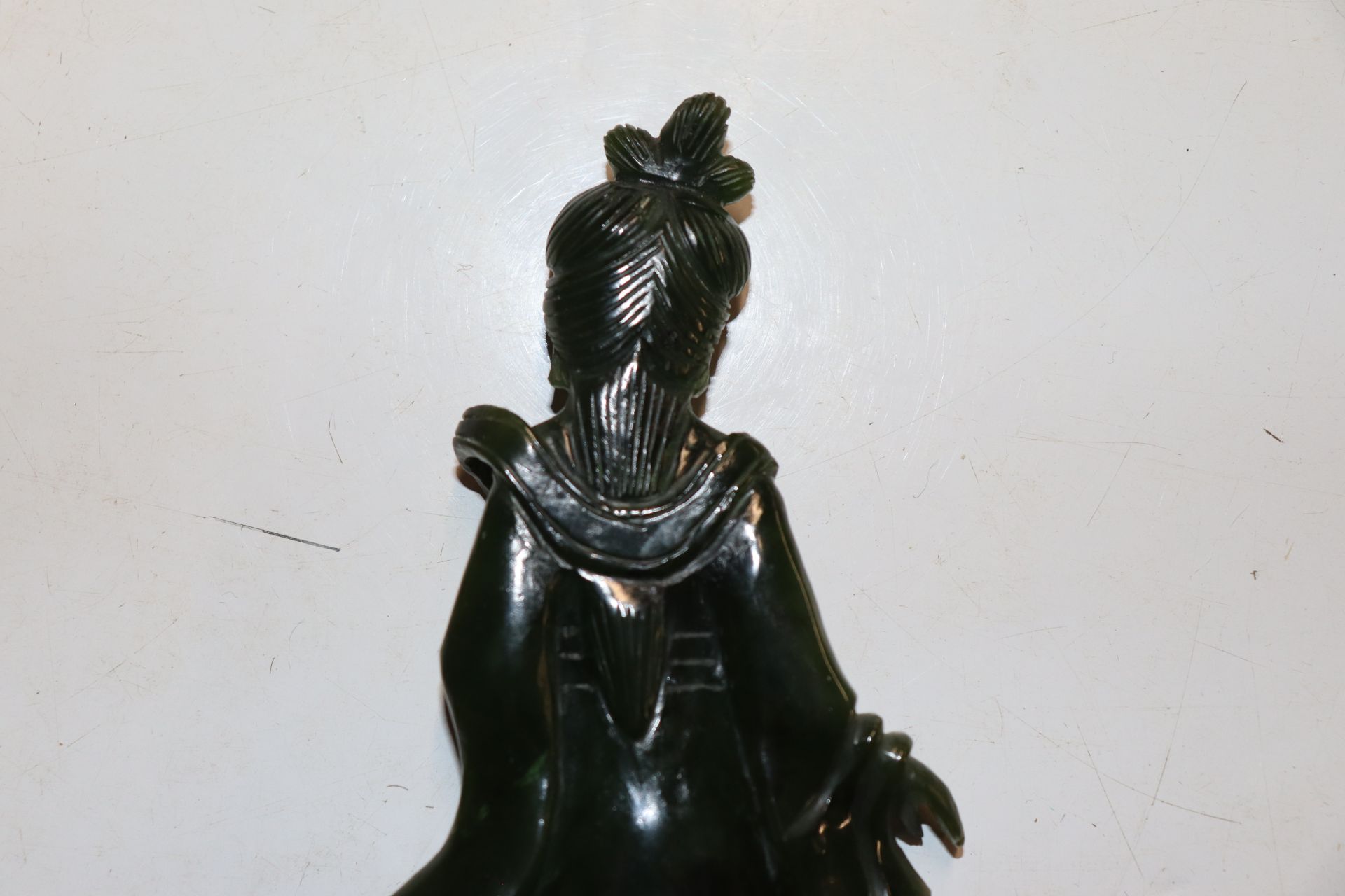A Chinese carved dark green stone female figure an - Image 12 of 14