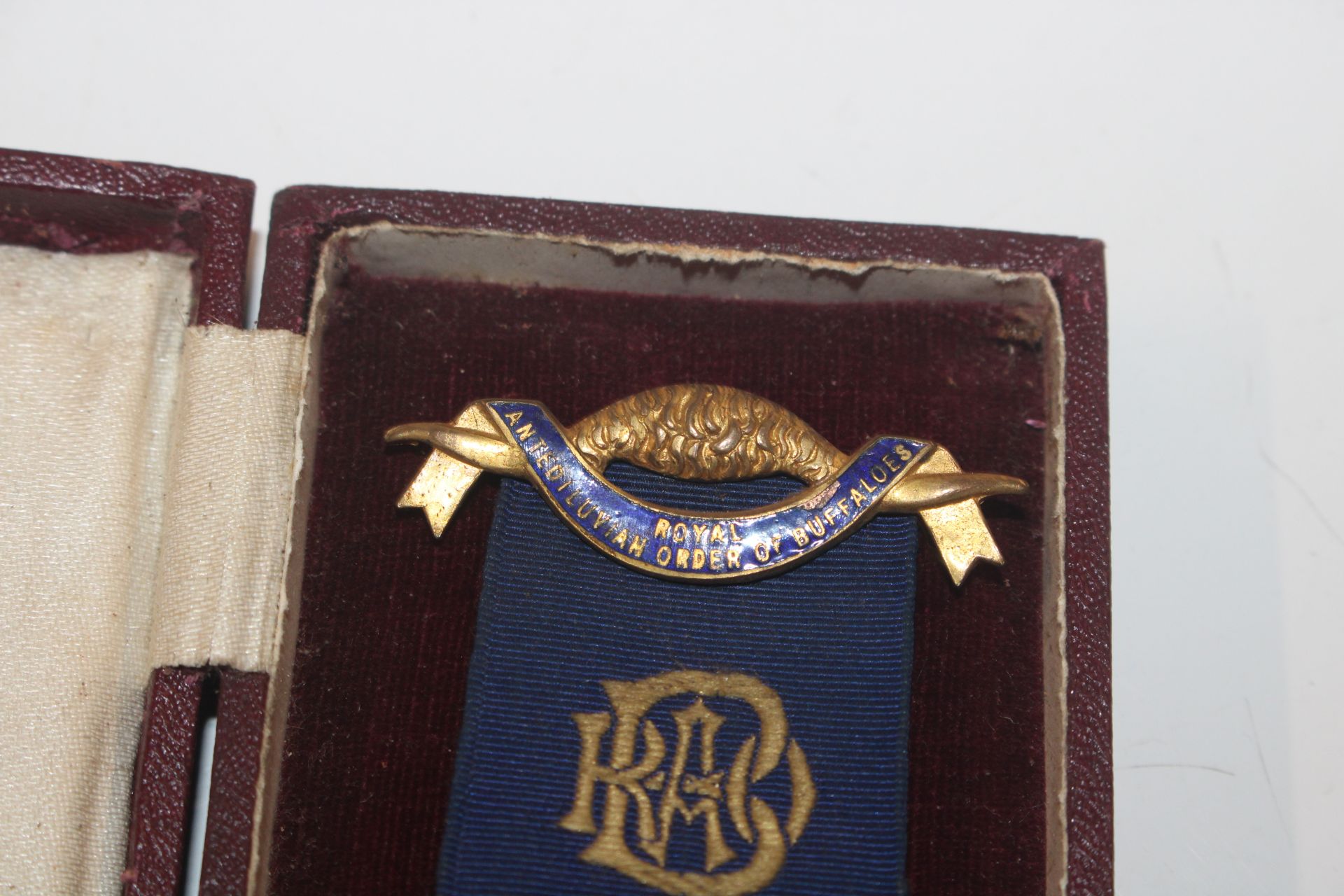 A collection of silver gilt and other Masonic meda - Image 3 of 43