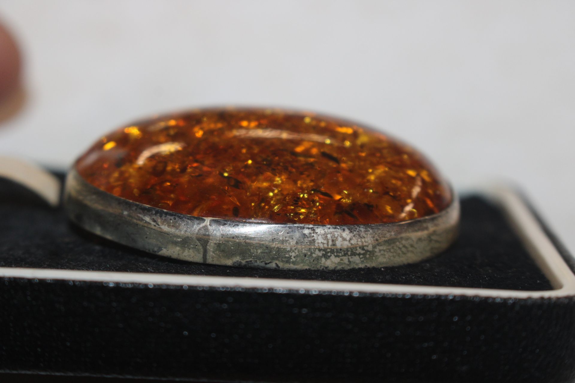 A large Sterling silver and amber brooch, approx. - Image 3 of 4