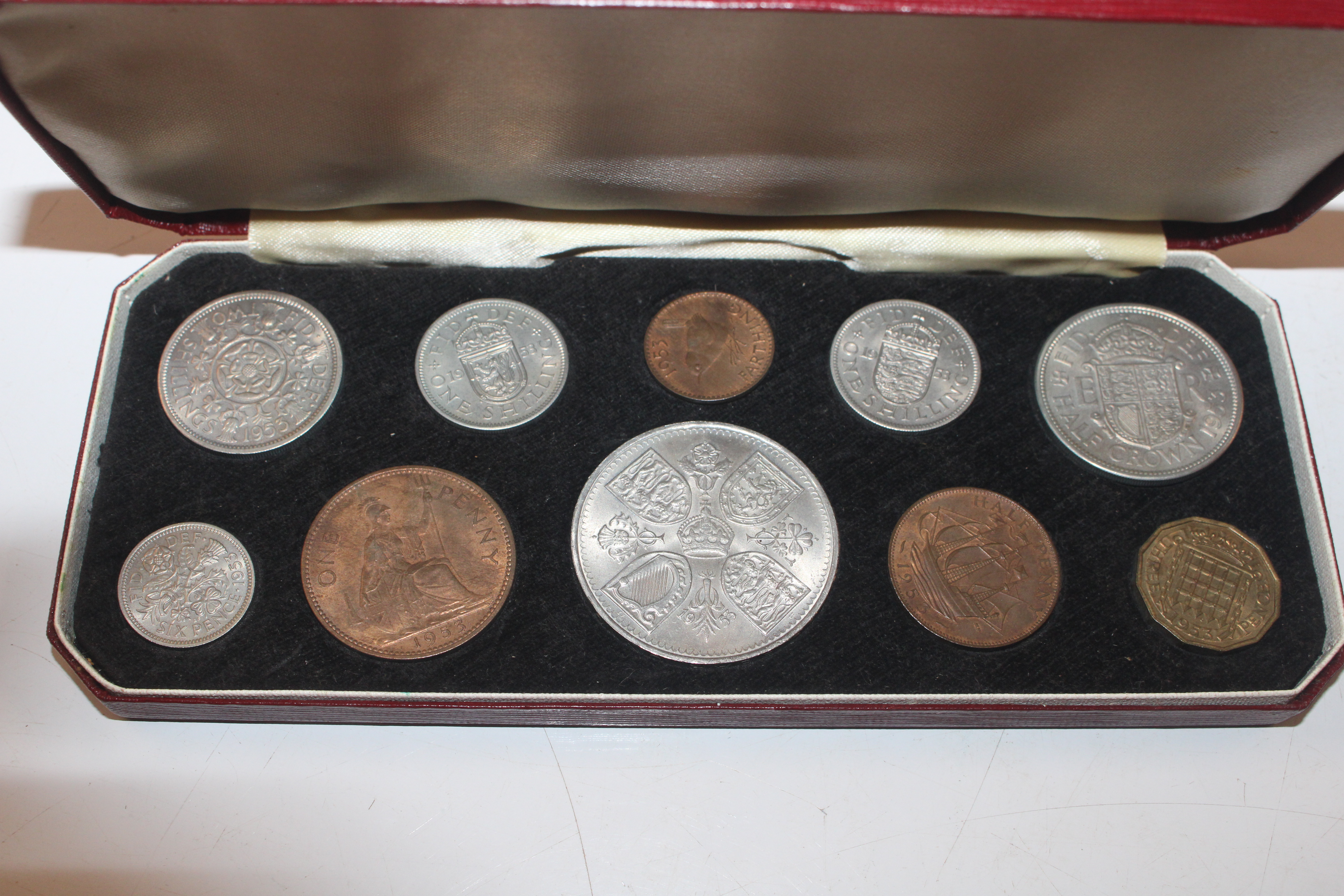 A box containing Royal Commemorative and other coi - Image 3 of 11