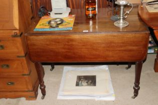 A 19th Century mahogany Pembroke table