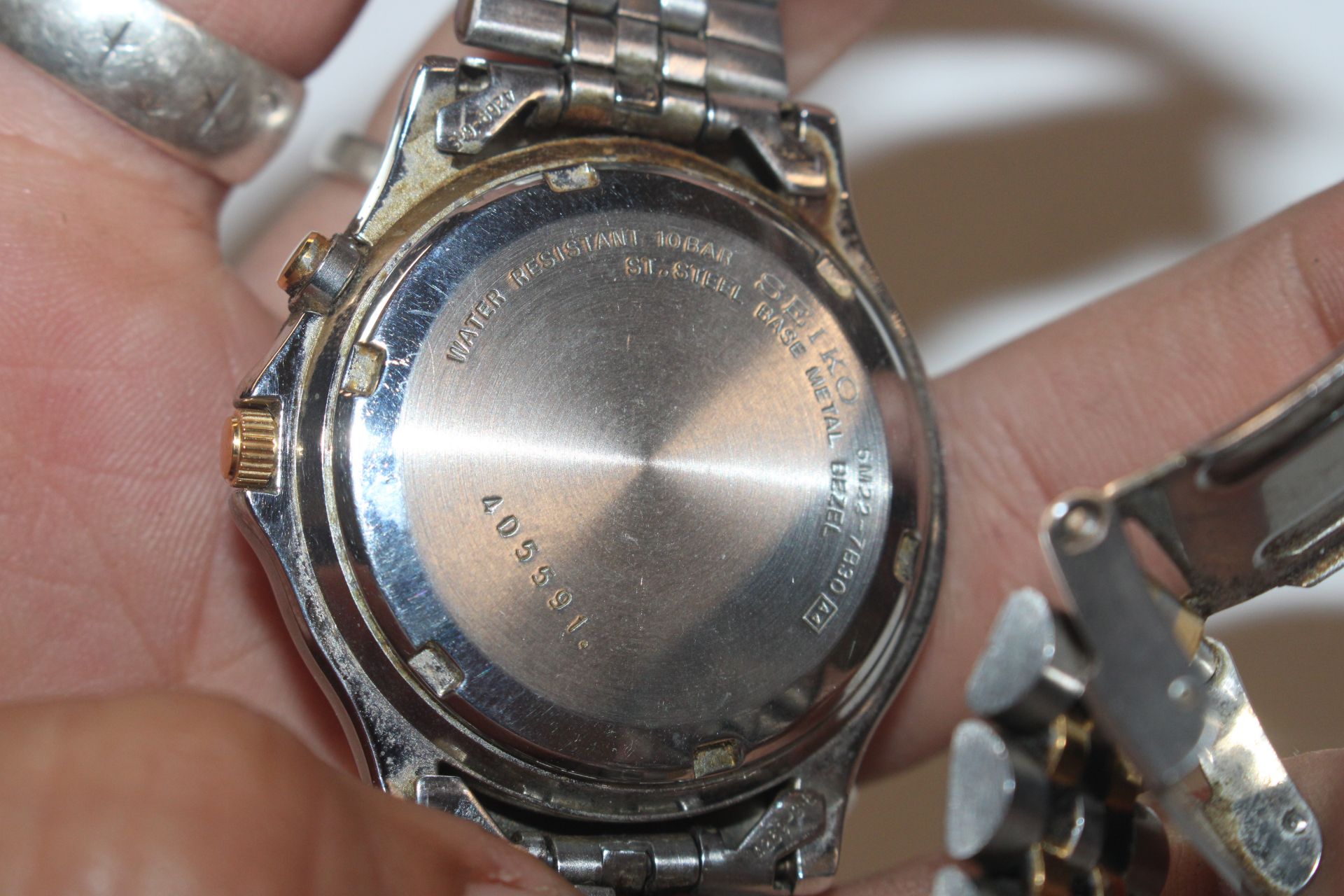 A Seiko wrist watch and a necklace formed from sea - Image 3 of 6