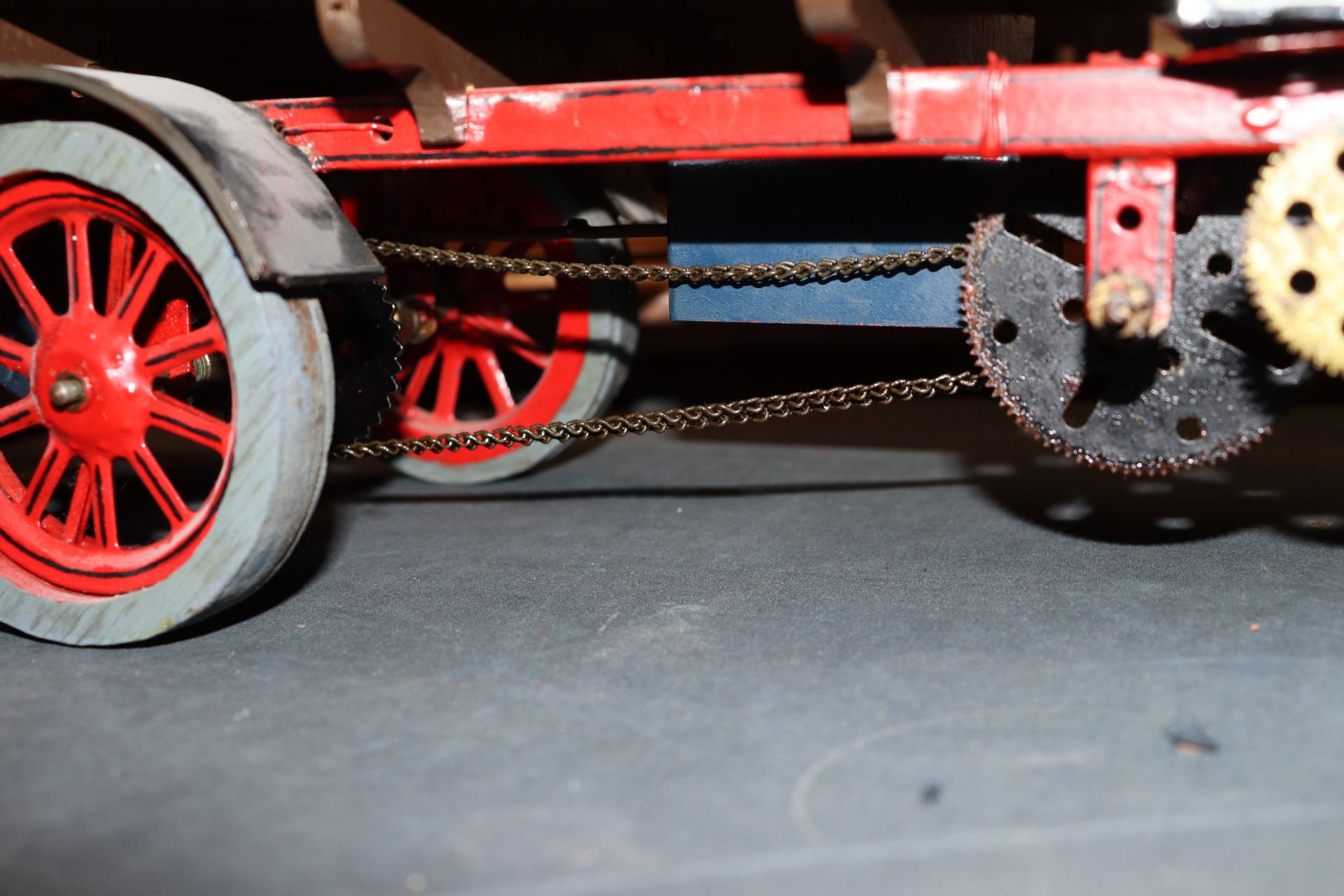 A tin plate spirit fired model of a steam road wagon - Image 9 of 10