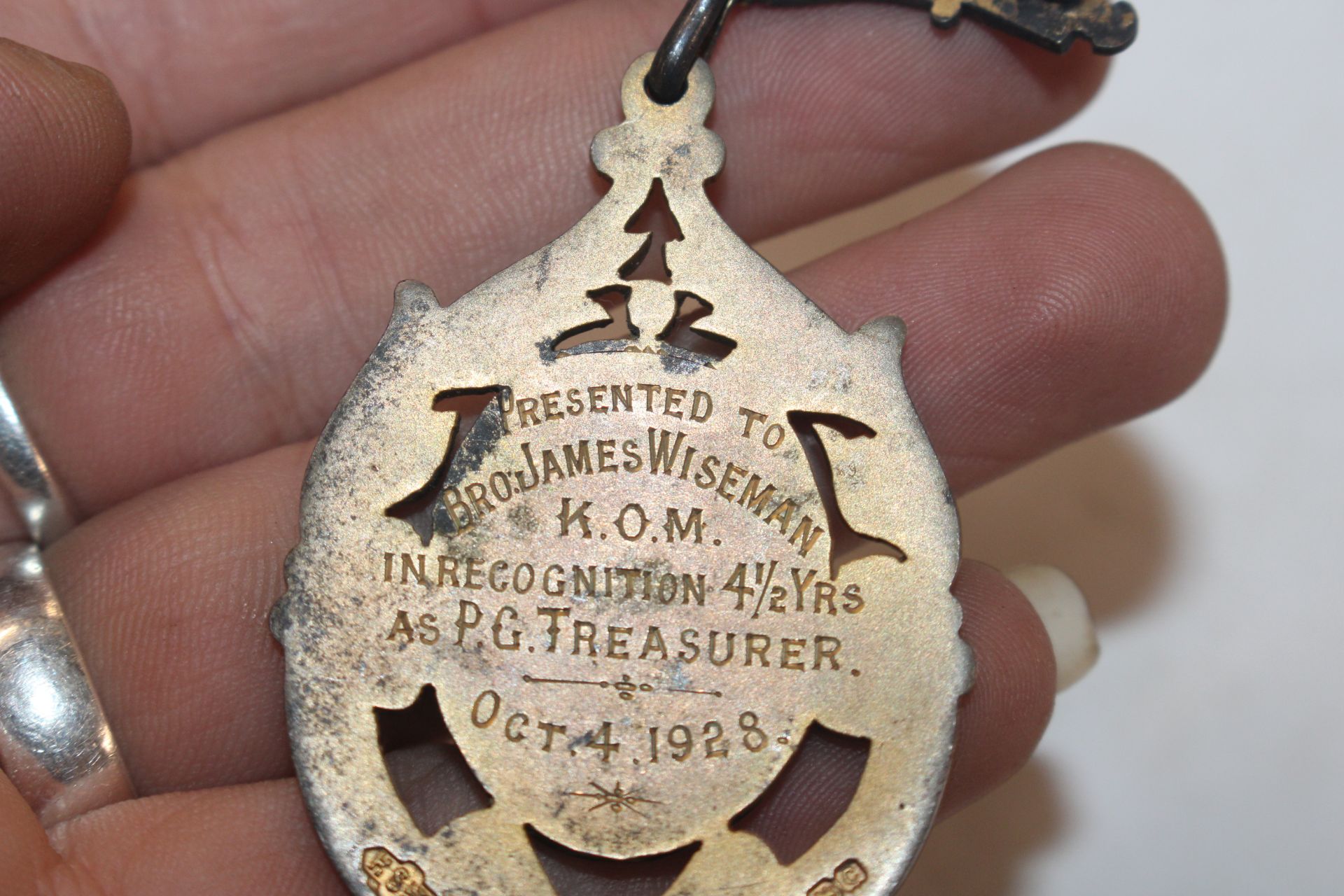 A collection of silver gilt and other Masonic meda - Image 26 of 43