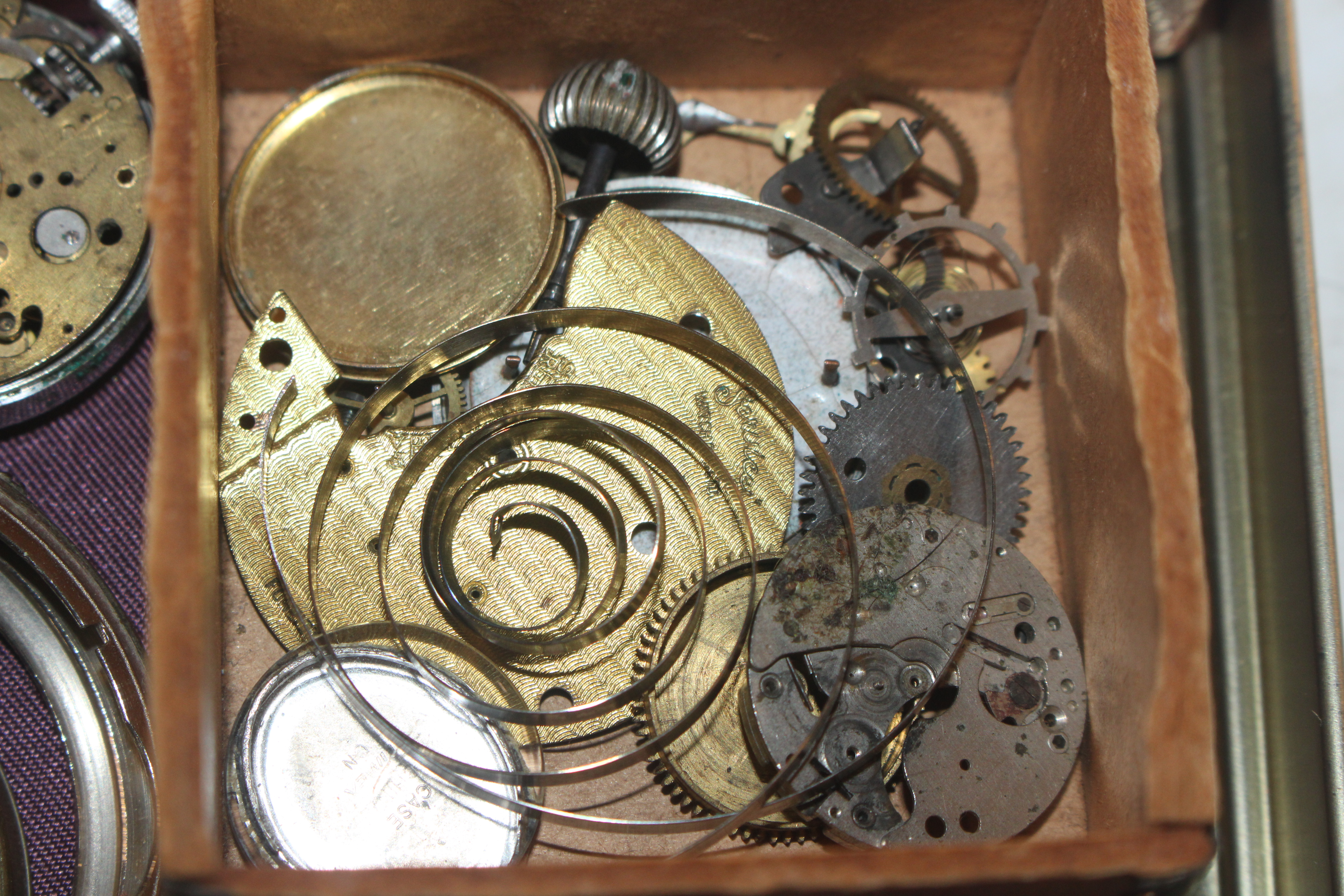 A tray of various pocket watches and parts for spa - Image 10 of 13