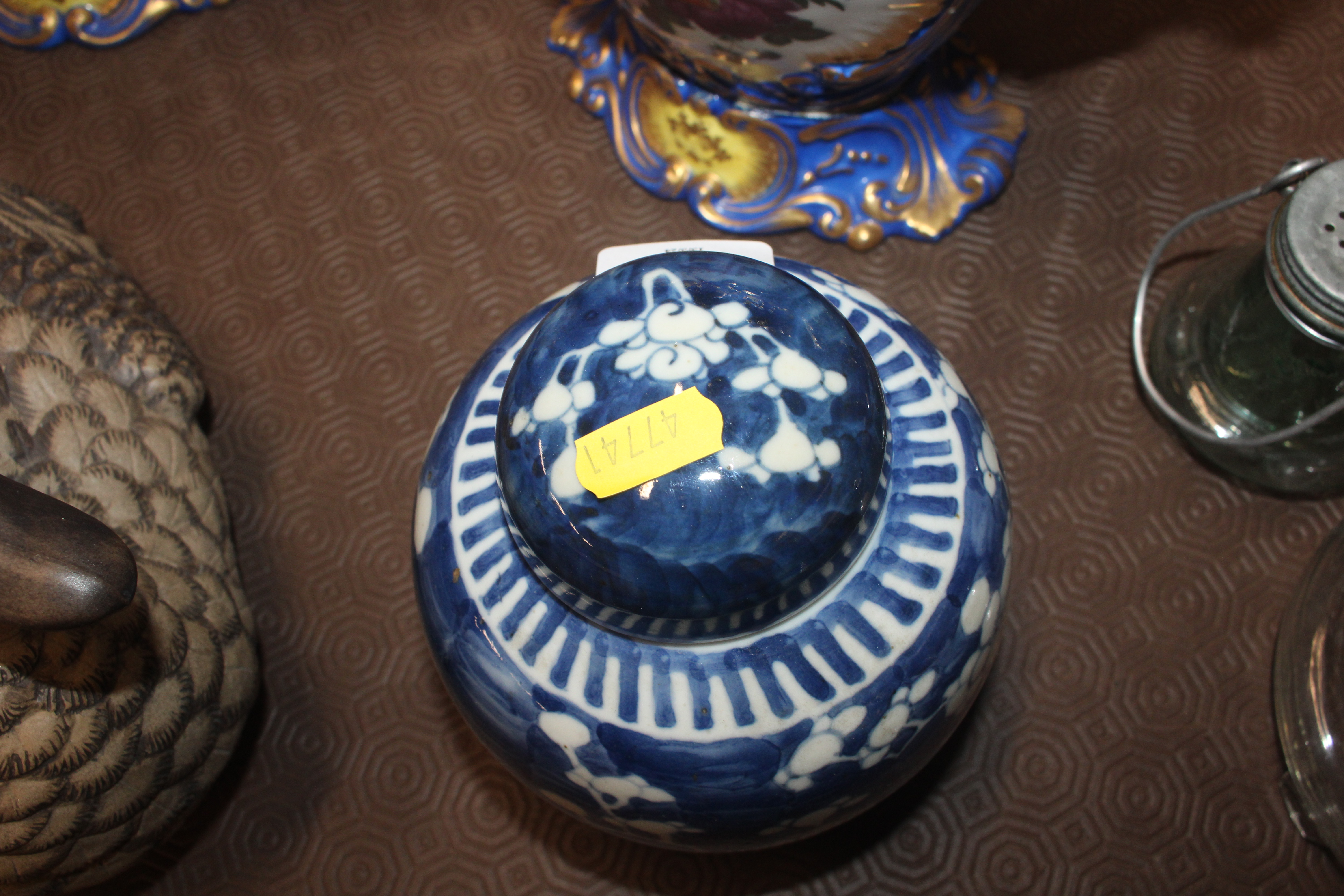 A Chinese "Hawthorn" pattern ginger jar and a Japa - Image 7 of 9