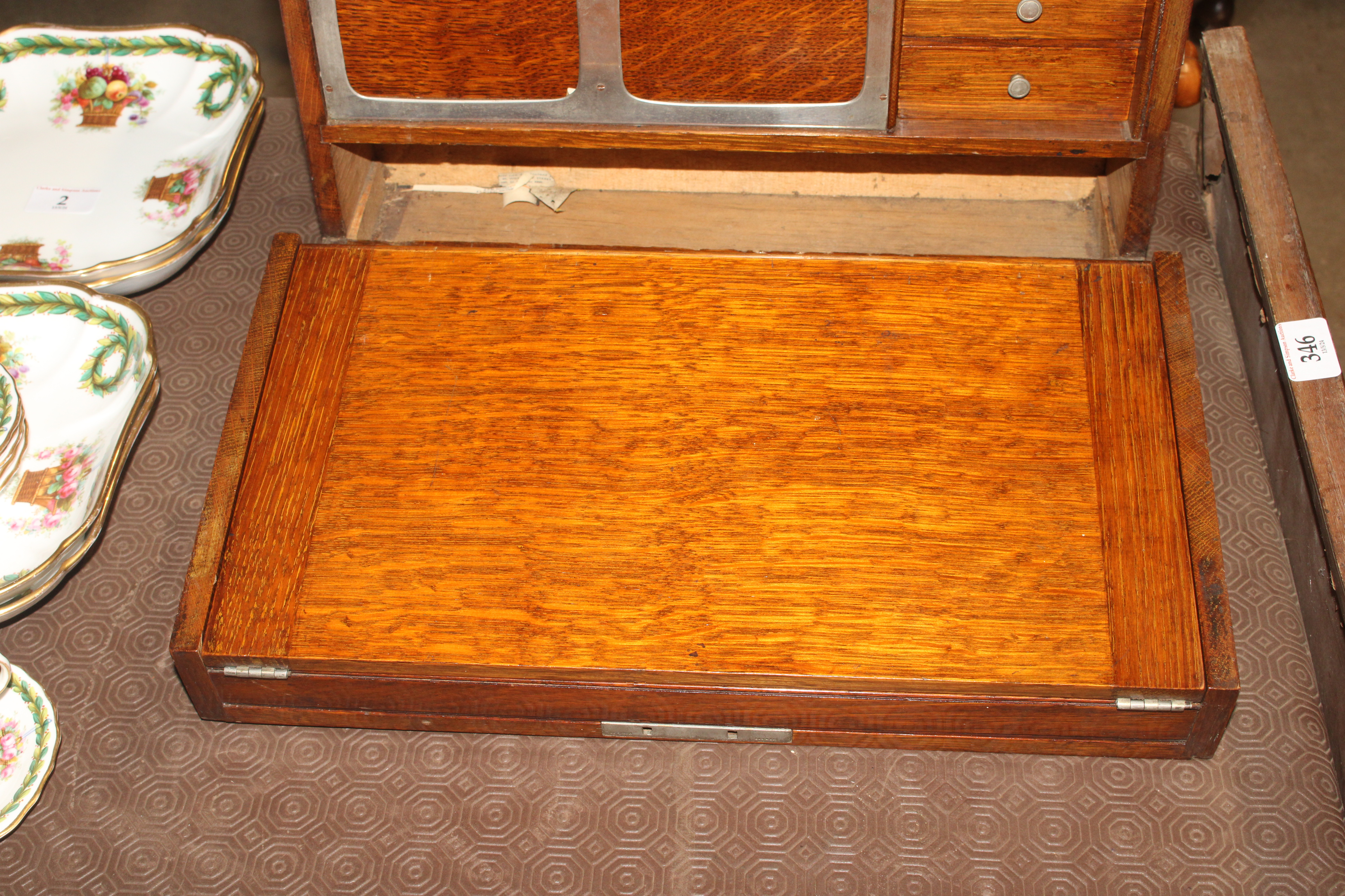 A late Victorian oak stationery cabinet - Image 8 of 19