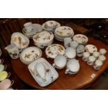 A quantity of Royal Worcester tea and dinnerware