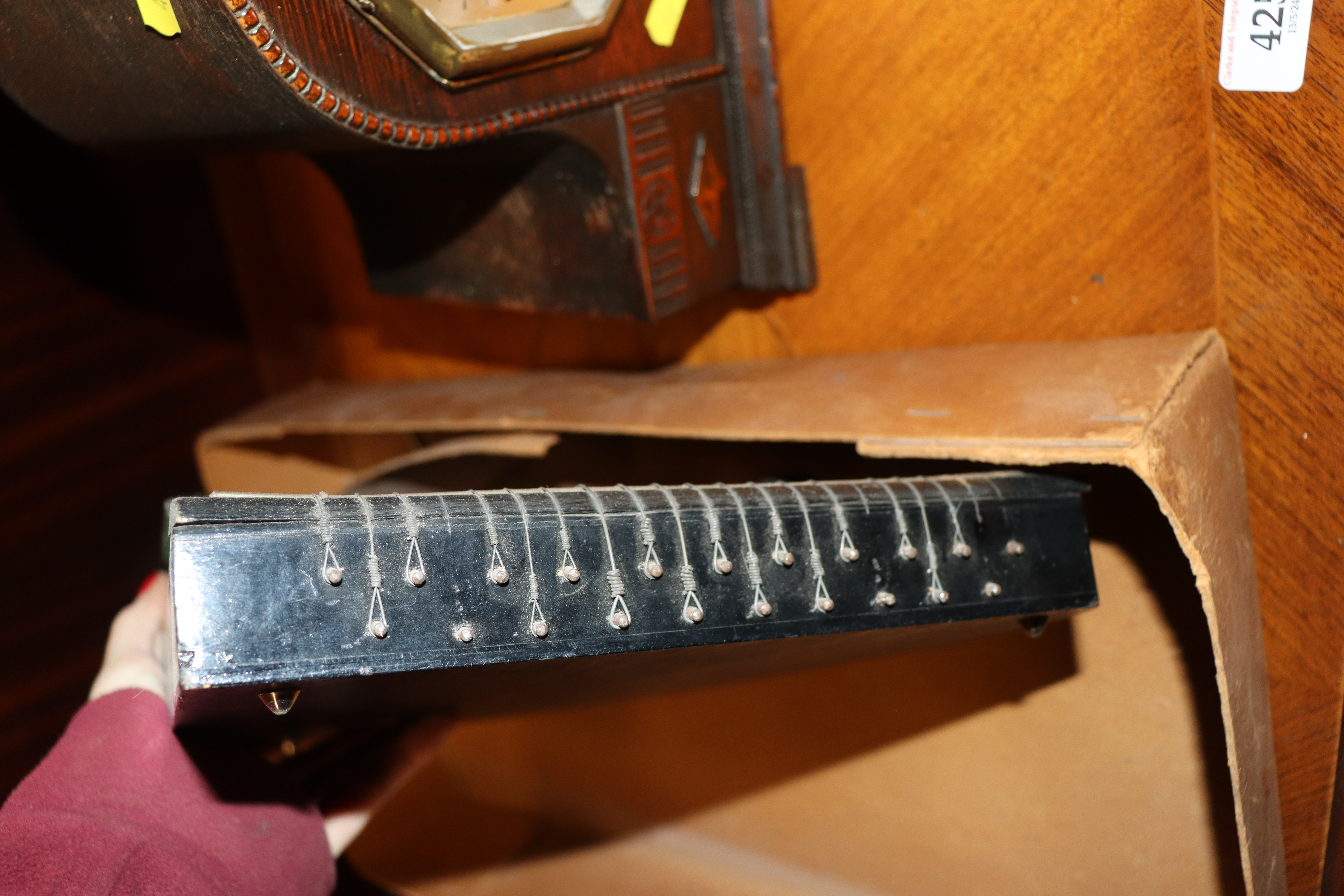 An autoharp - Image 8 of 8