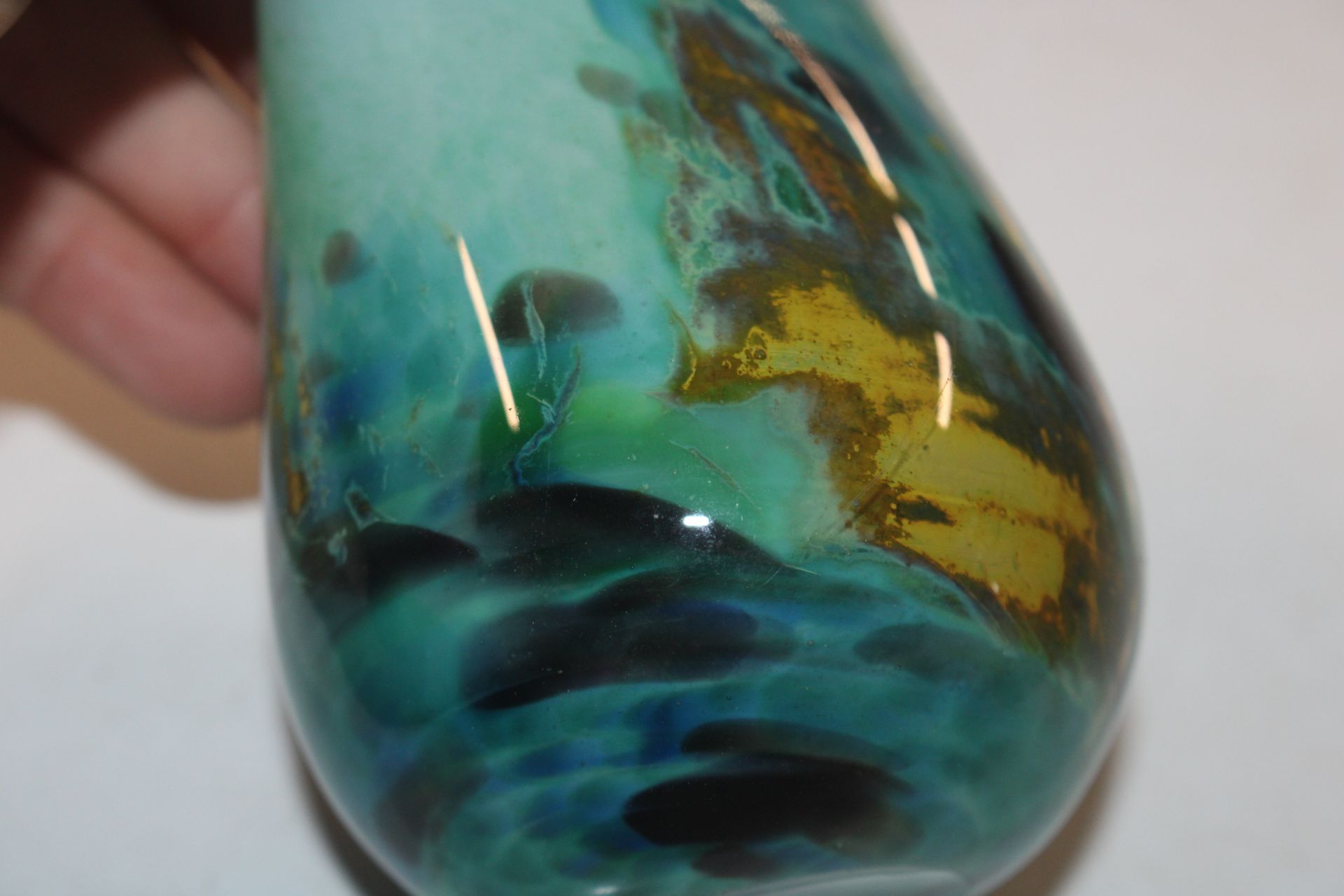 Three Art Glass vases - Image 5 of 13