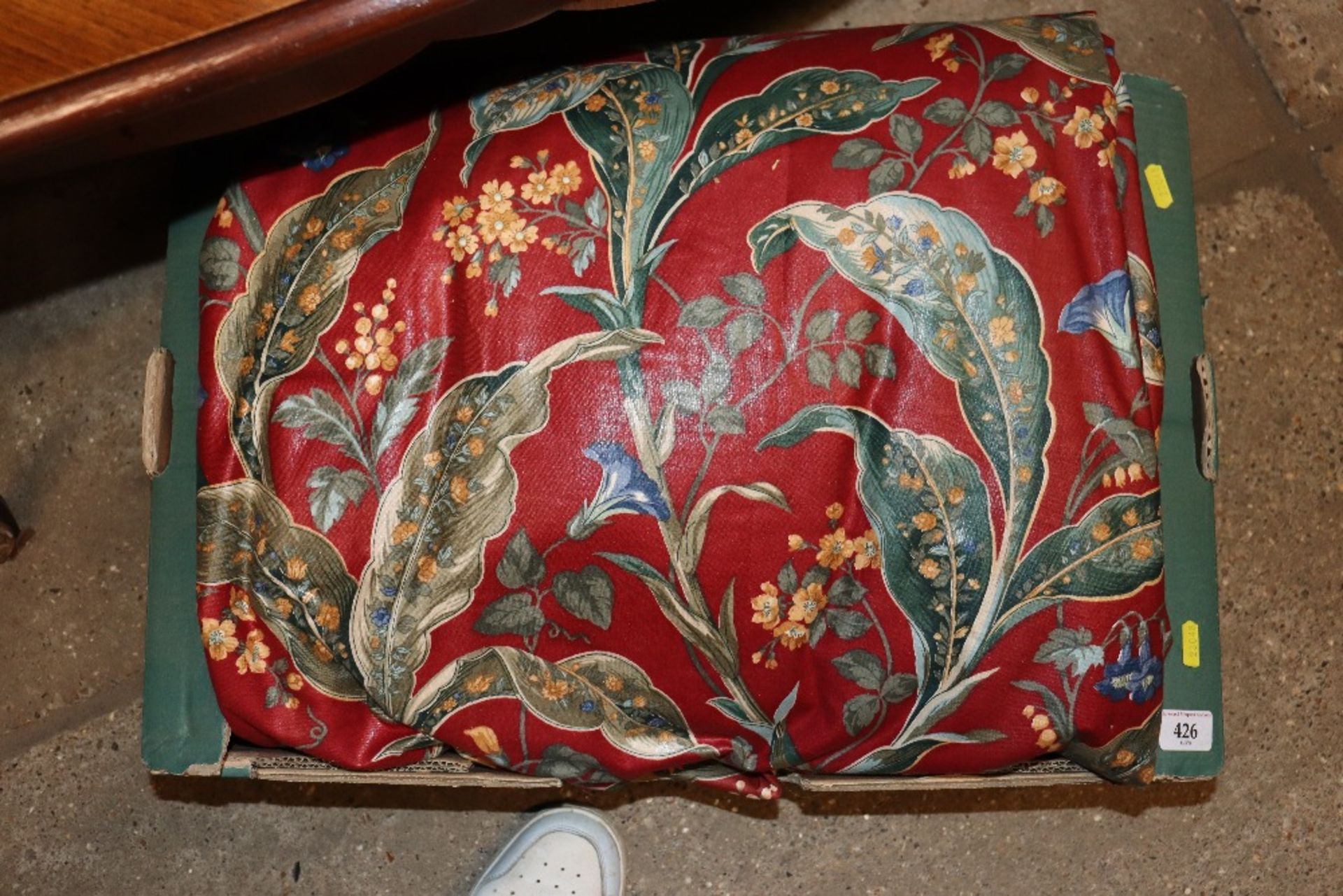 A box containing various curtains, rugs etc. - Image 3 of 3