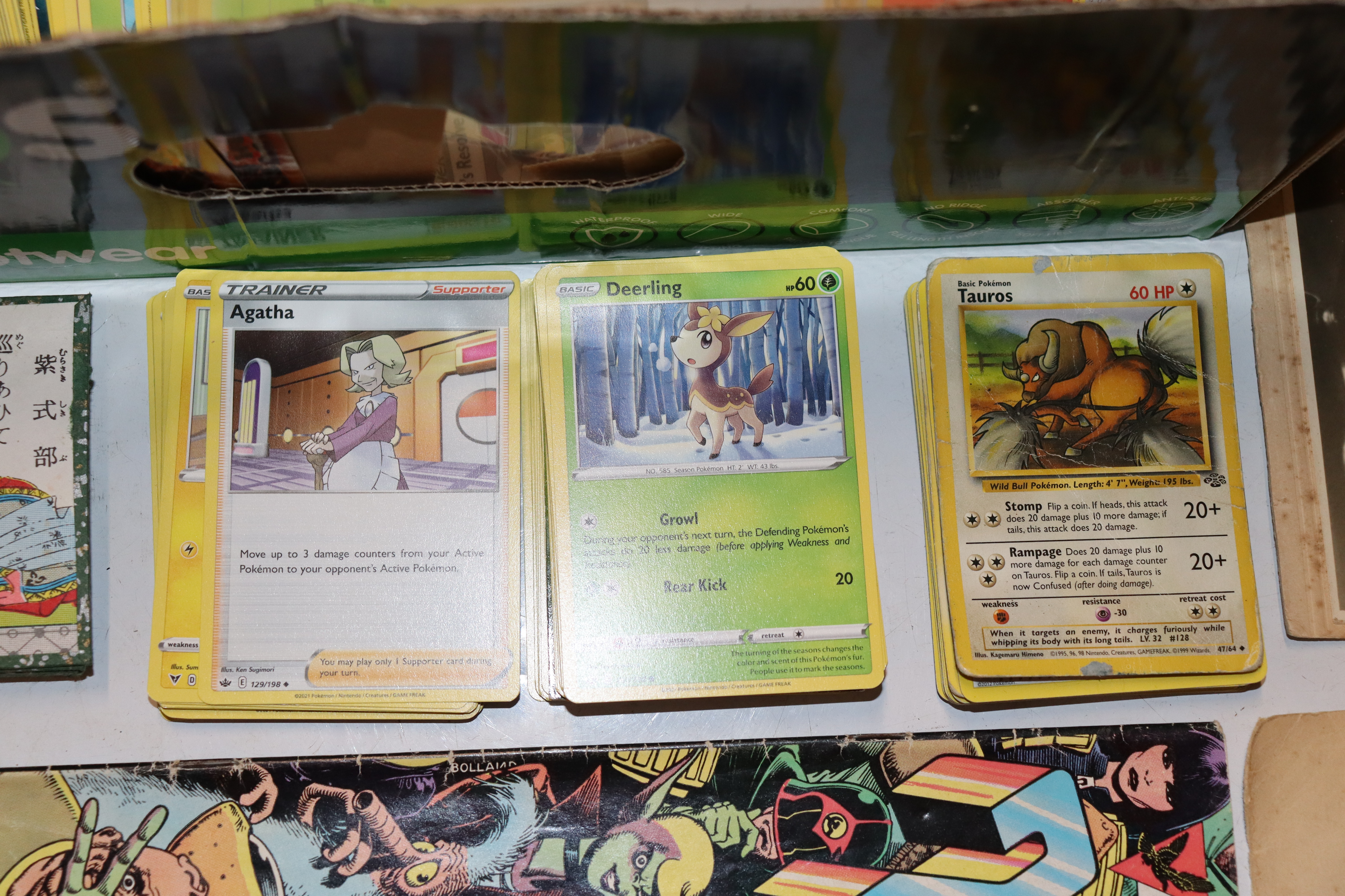 A box containing various ephemera; Pokémon cards a - Image 2 of 13