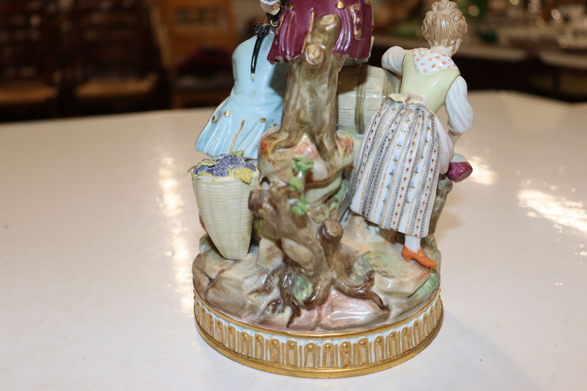 A Continental porcelain figure group having cross - Image 5 of 13