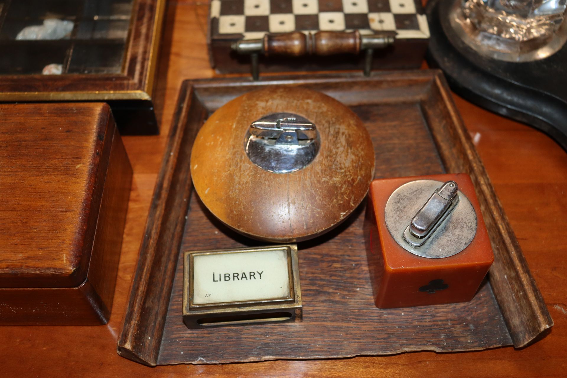 A display case of various ornaments; a boxed model - Image 6 of 6