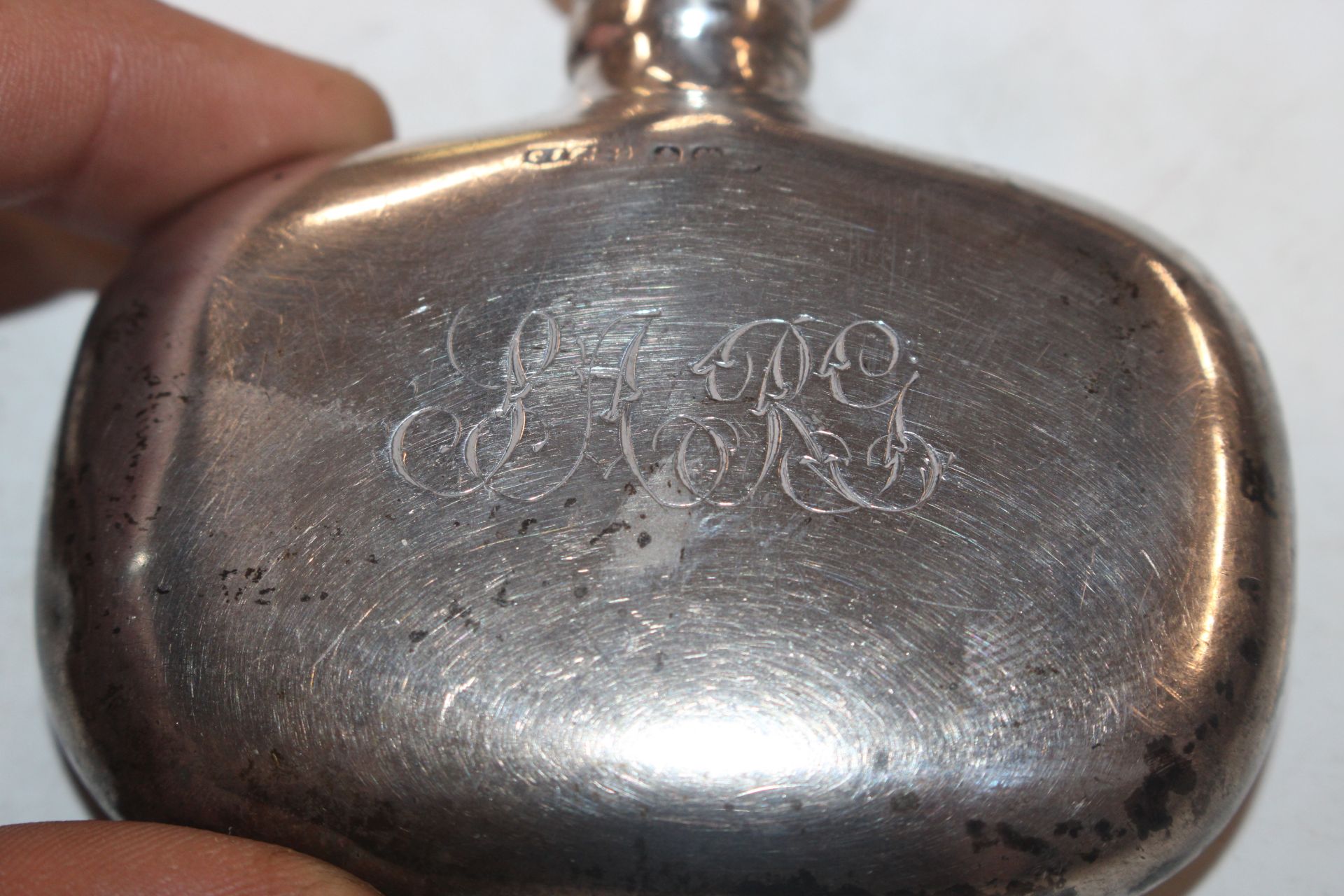 A small silver hip flask, approx. 51gms - Image 2 of 4