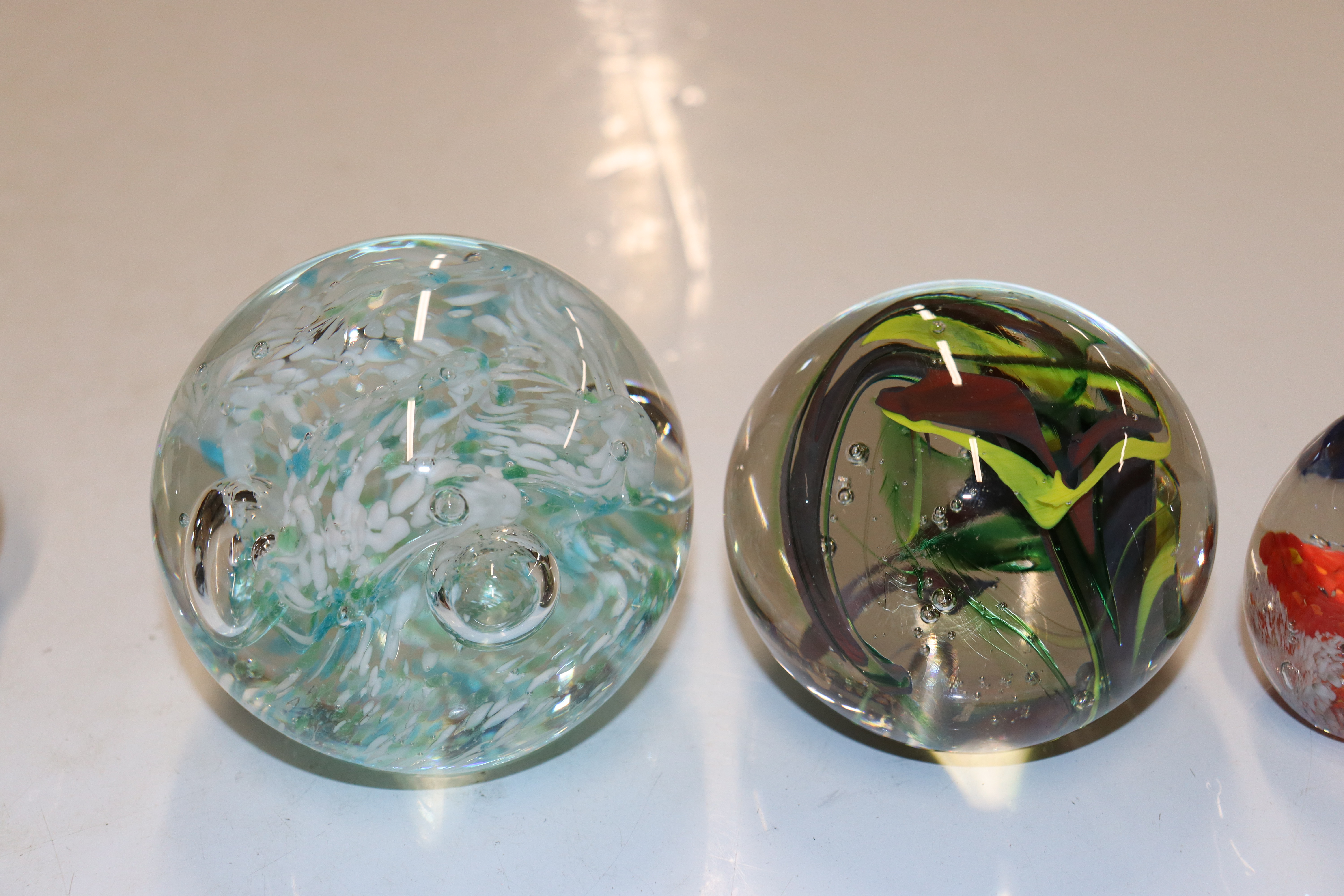 Seven various glass paperweights - Image 6 of 10