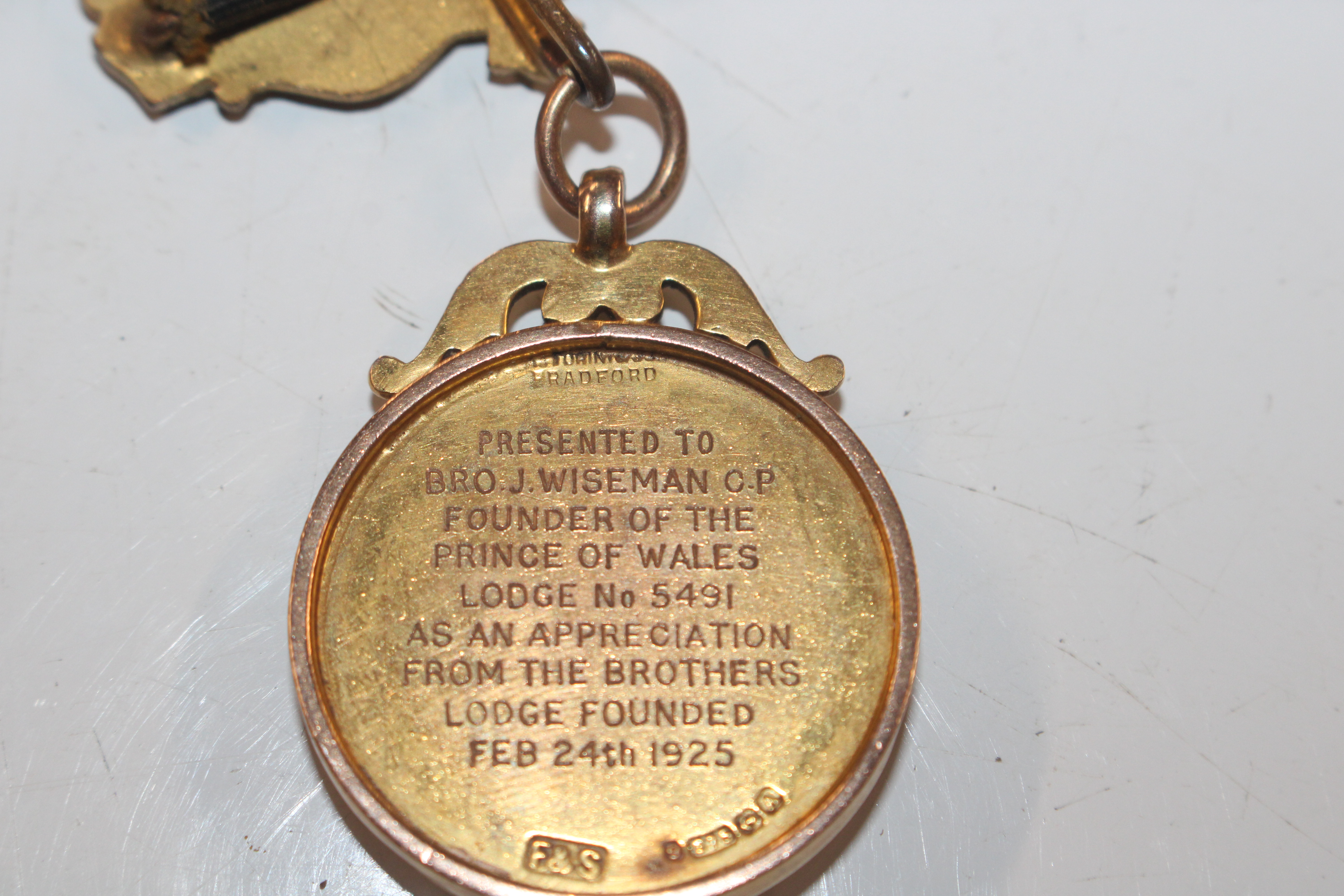 A 9ct gold Masonic medal, approx. 10gms together w - Image 5 of 7