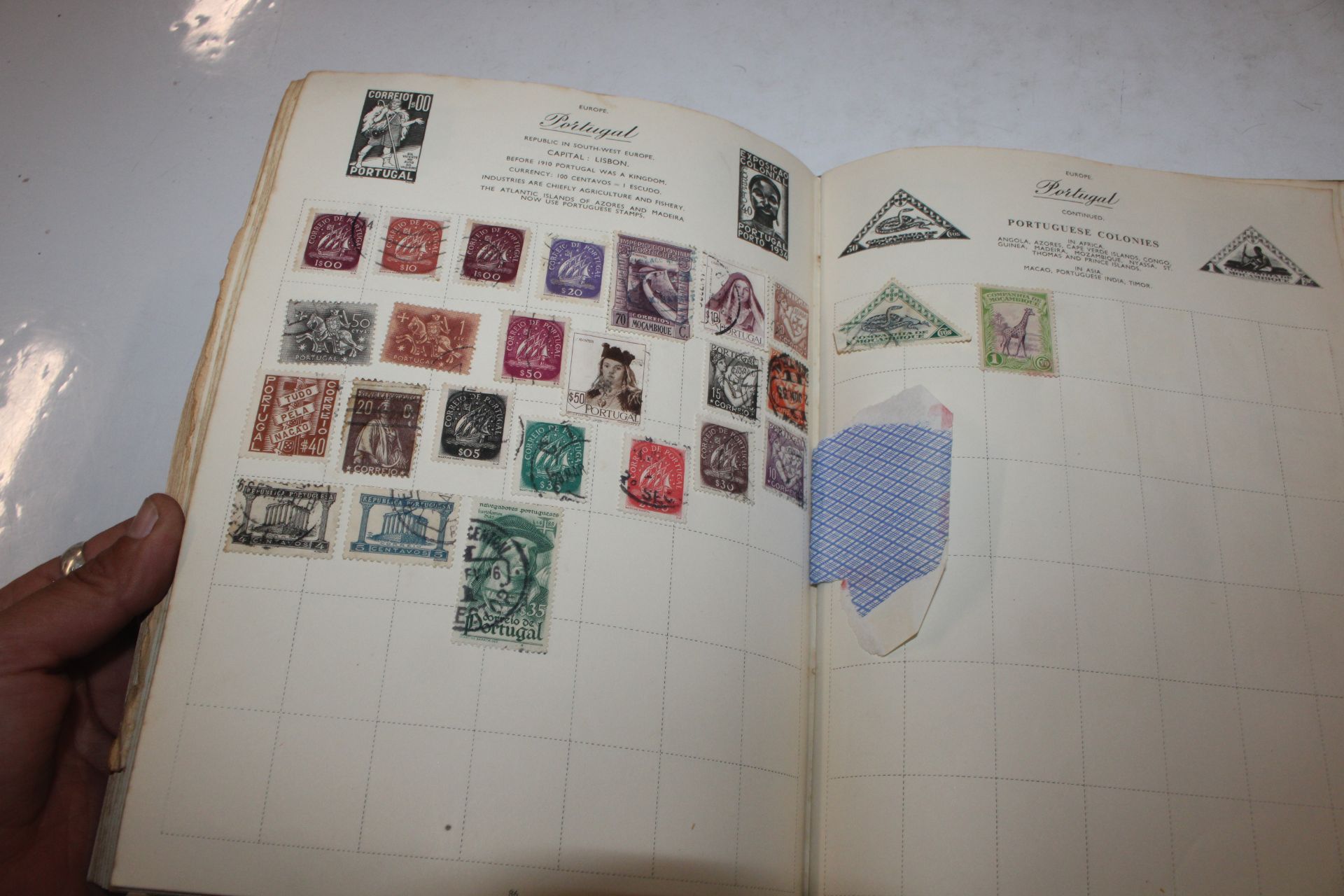 A box containing an album of stamps, various loose - Image 20 of 27