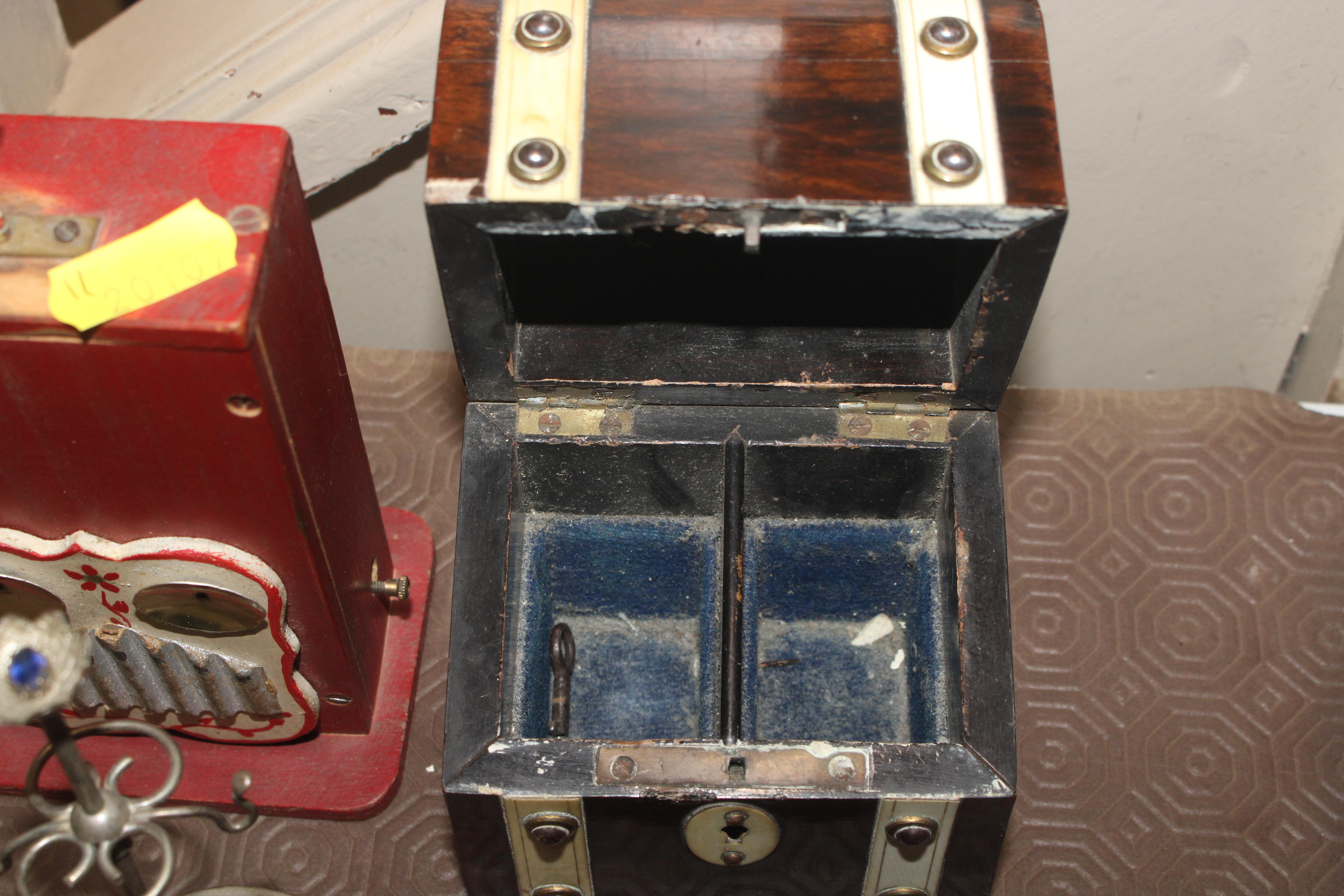 A lacquered trinket box; a wooden and bone inlaid - Image 10 of 17