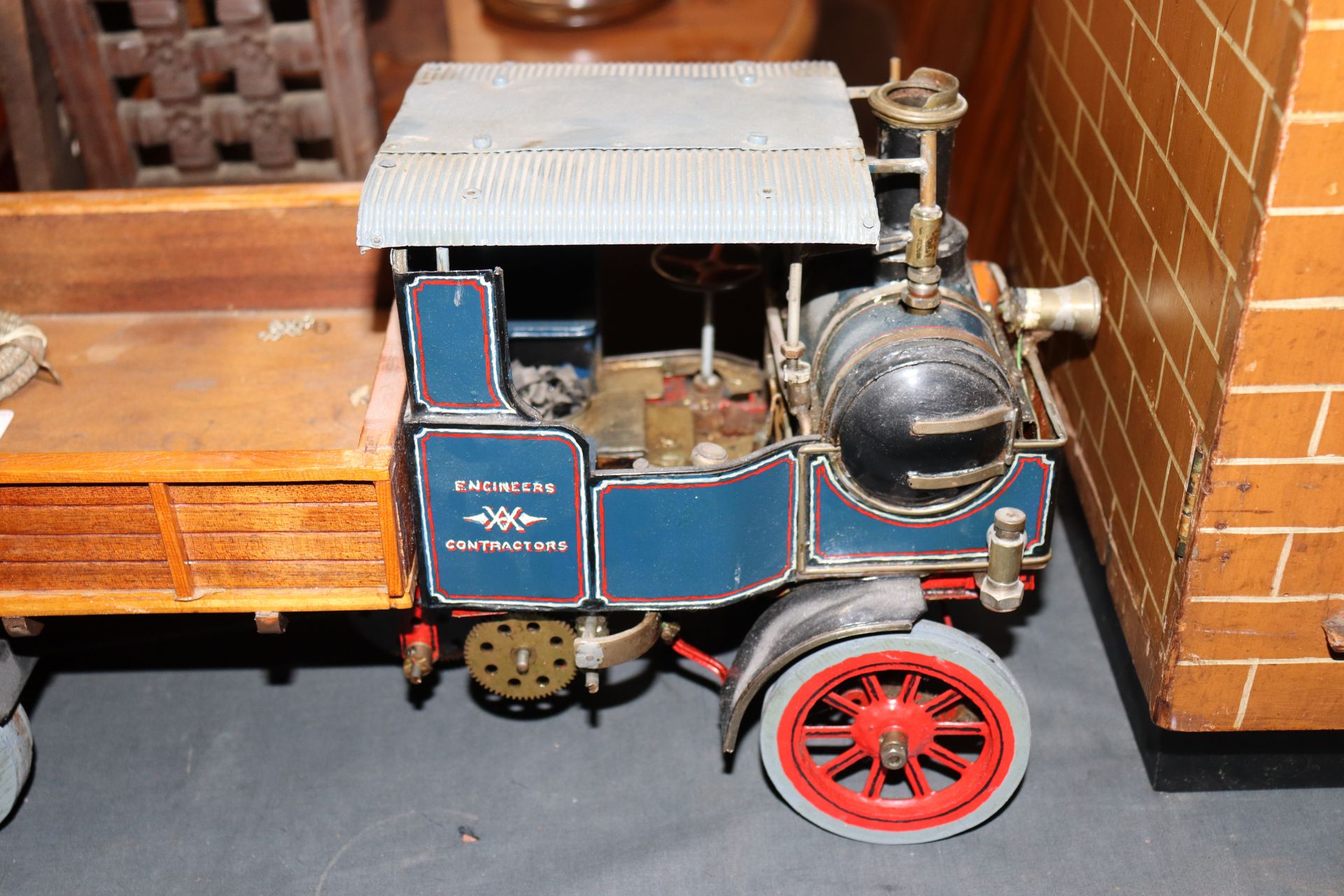 A tin plate spirit fired model of a steam road wagon - Image 2 of 10