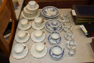 A quantity of Villeroy & Boch blue and white china