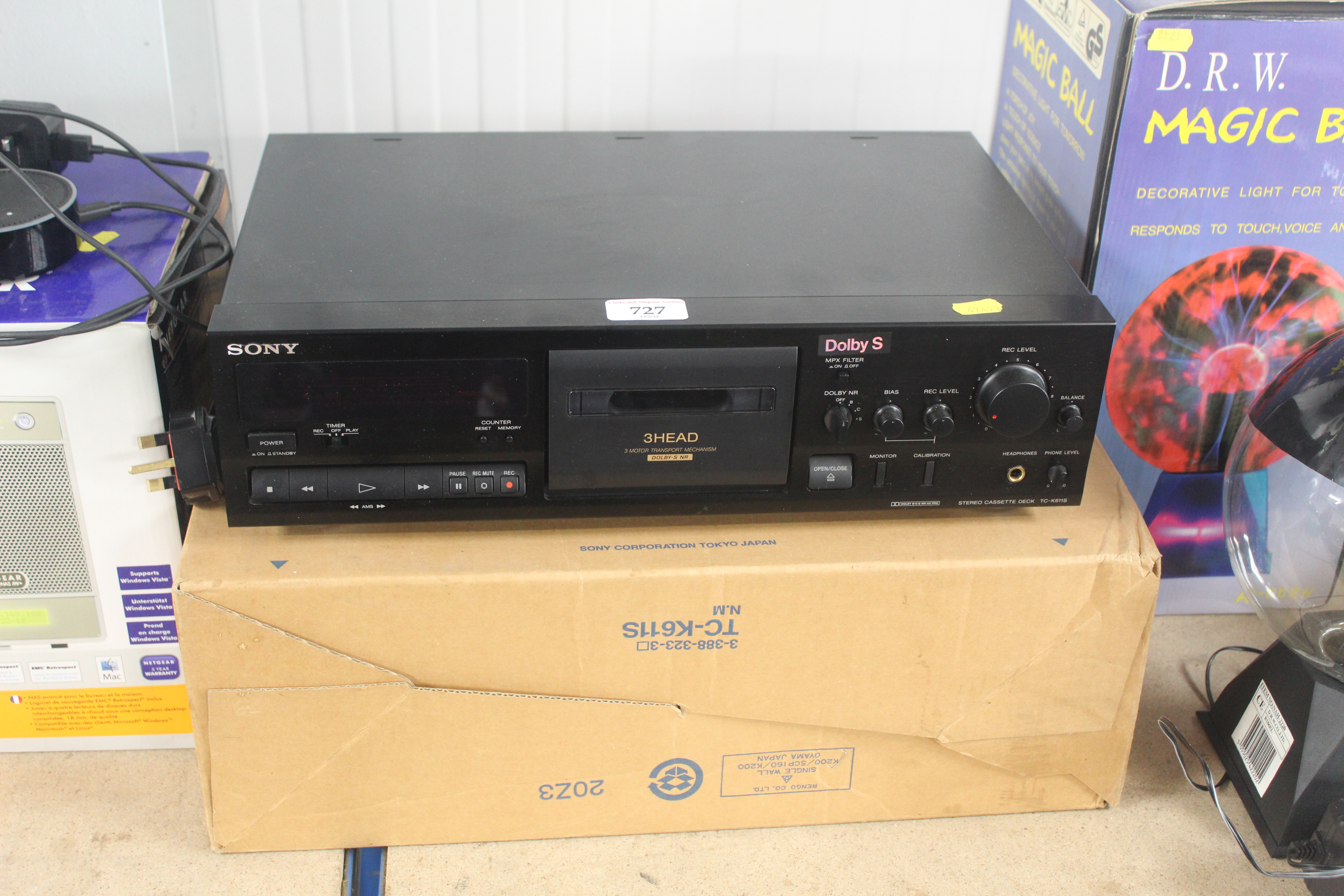 A Sony stereo cassette deck TC-K611S