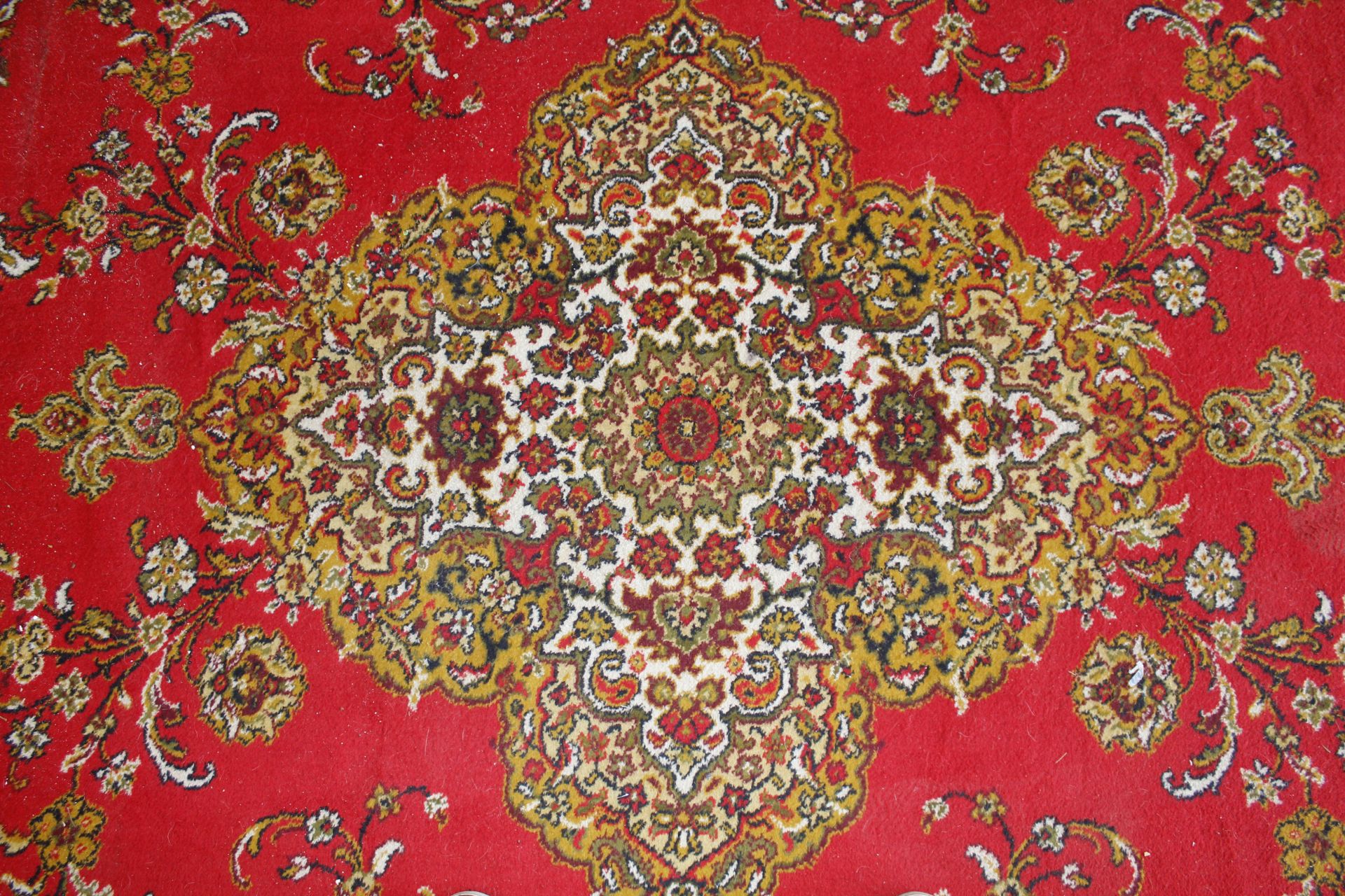 An approx. 12' x 9' red patterned rug AF - Image 2 of 11