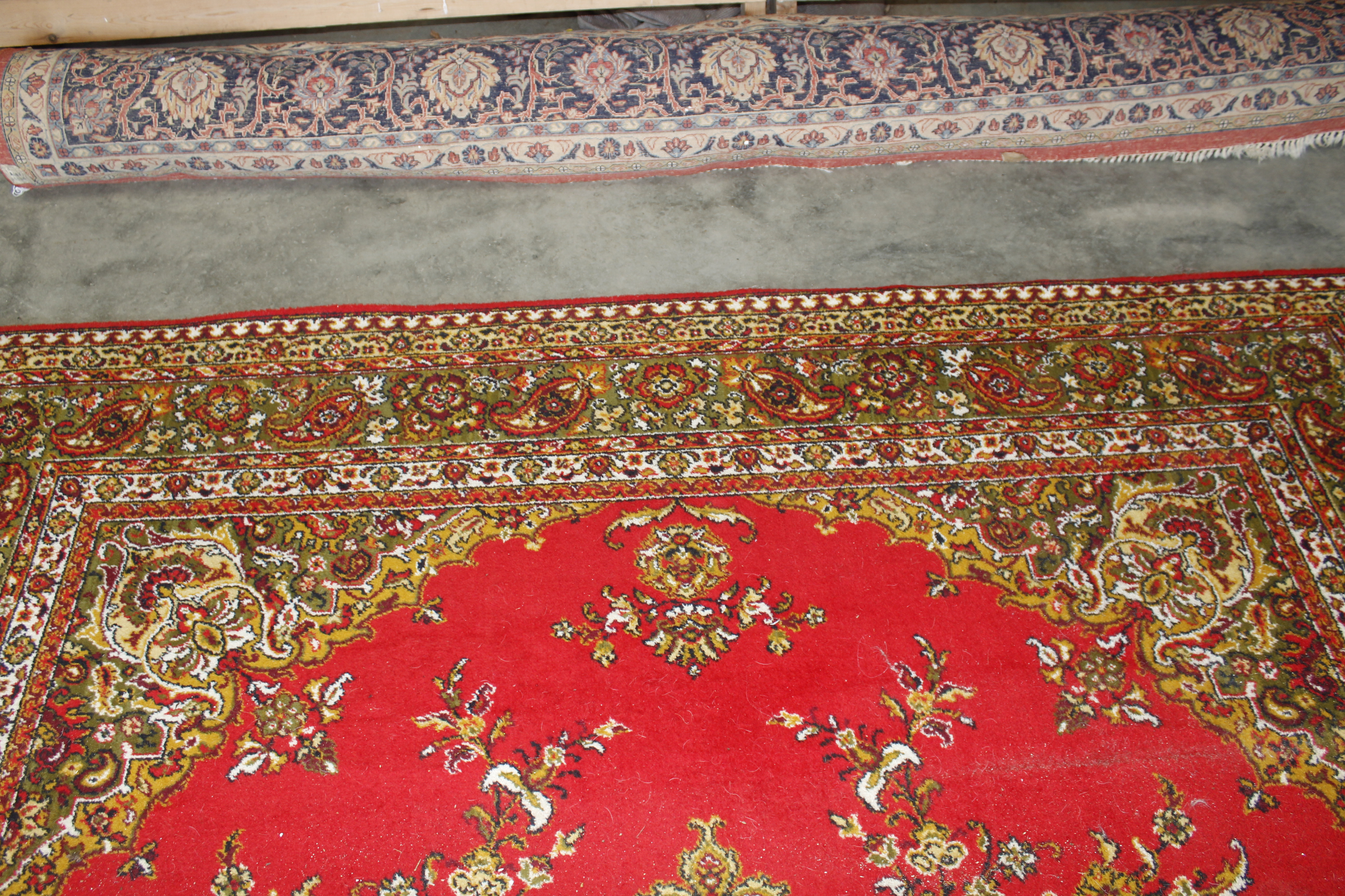 An approx. 12' x 9' red patterned rug AF - Image 4 of 11
