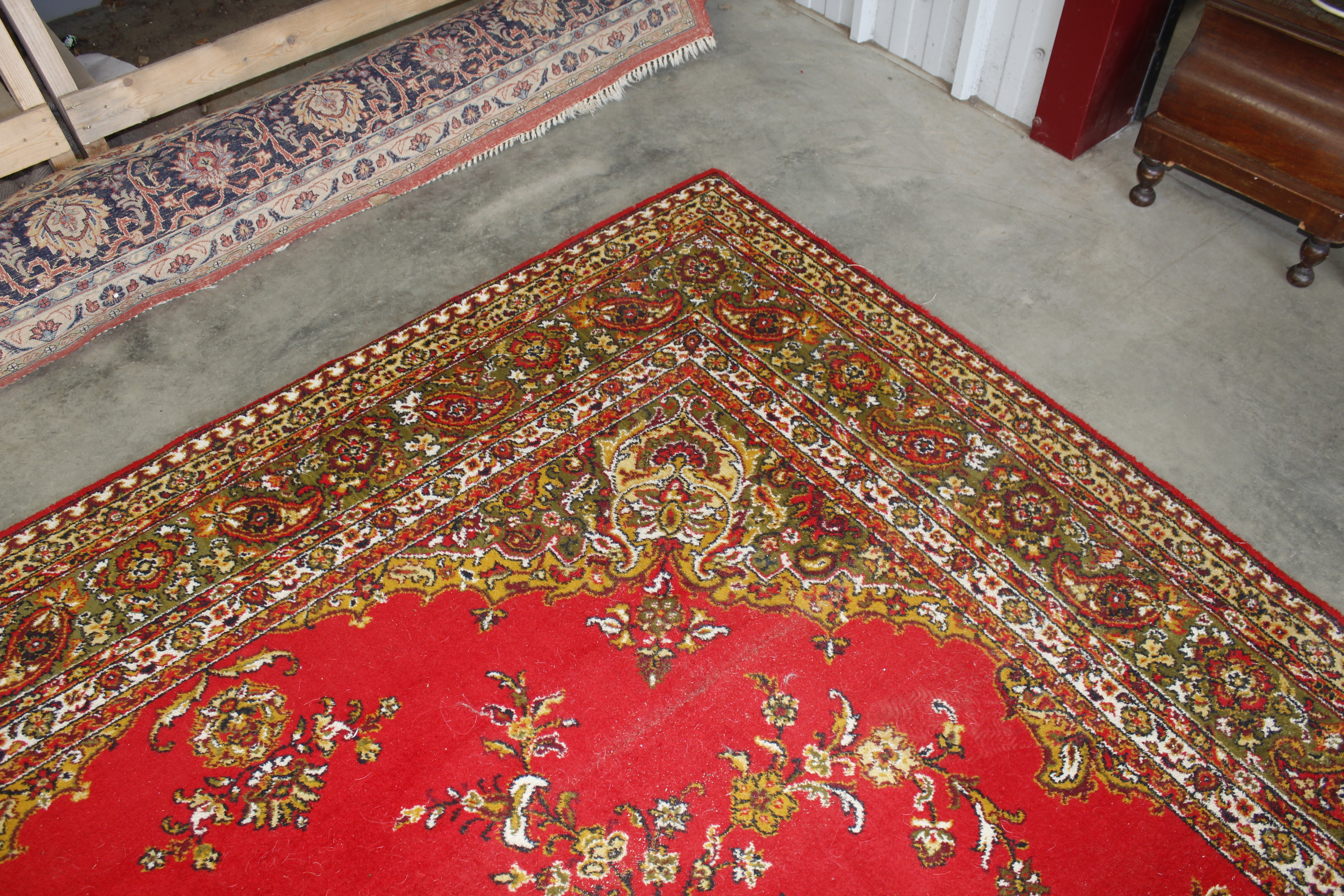 An approx. 12' x 9' red patterned rug AF - Image 5 of 11